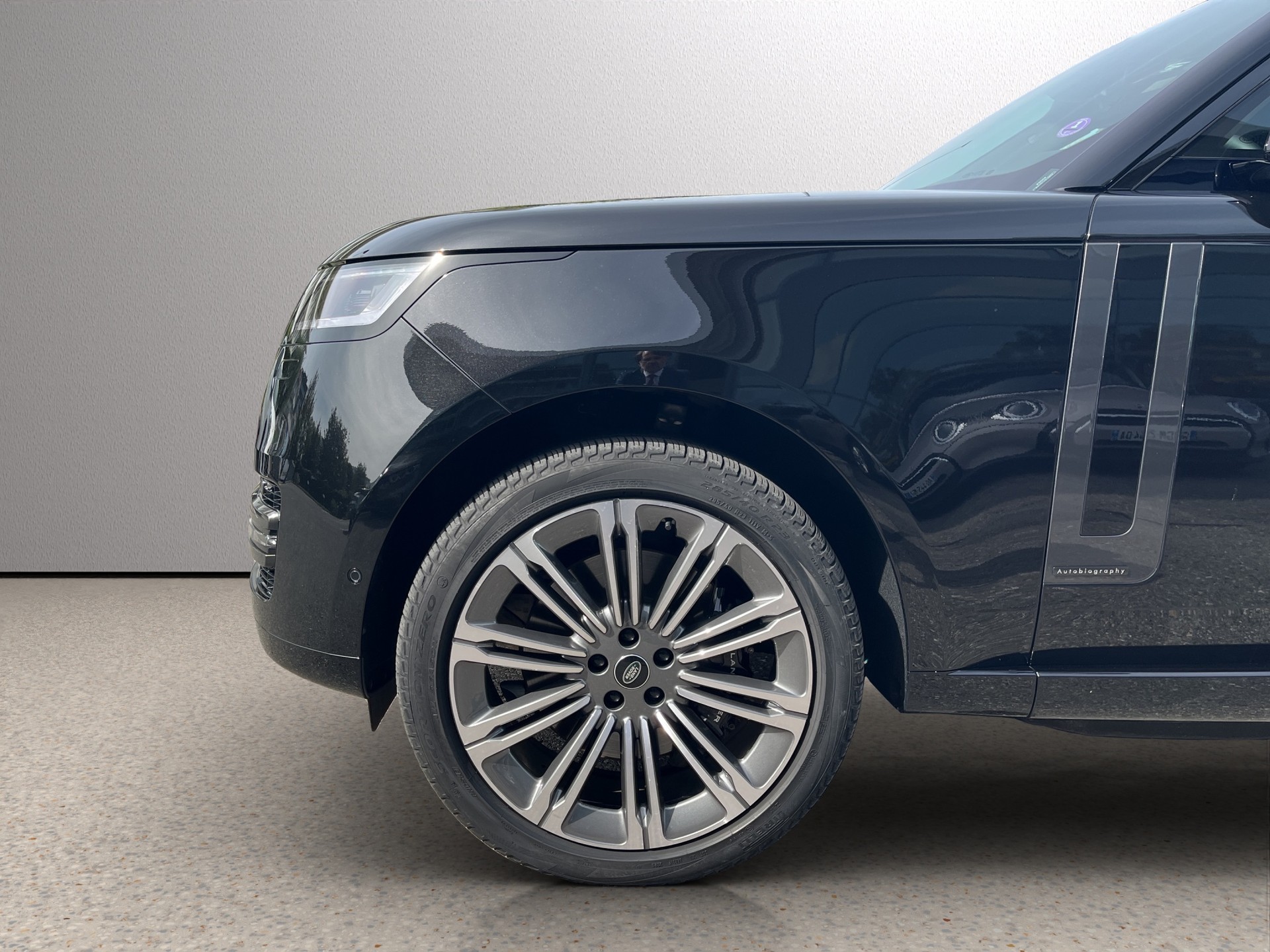 LAND ROVER Range Rover P550e Si6 PHEV Autobiography Automatic-image-23
