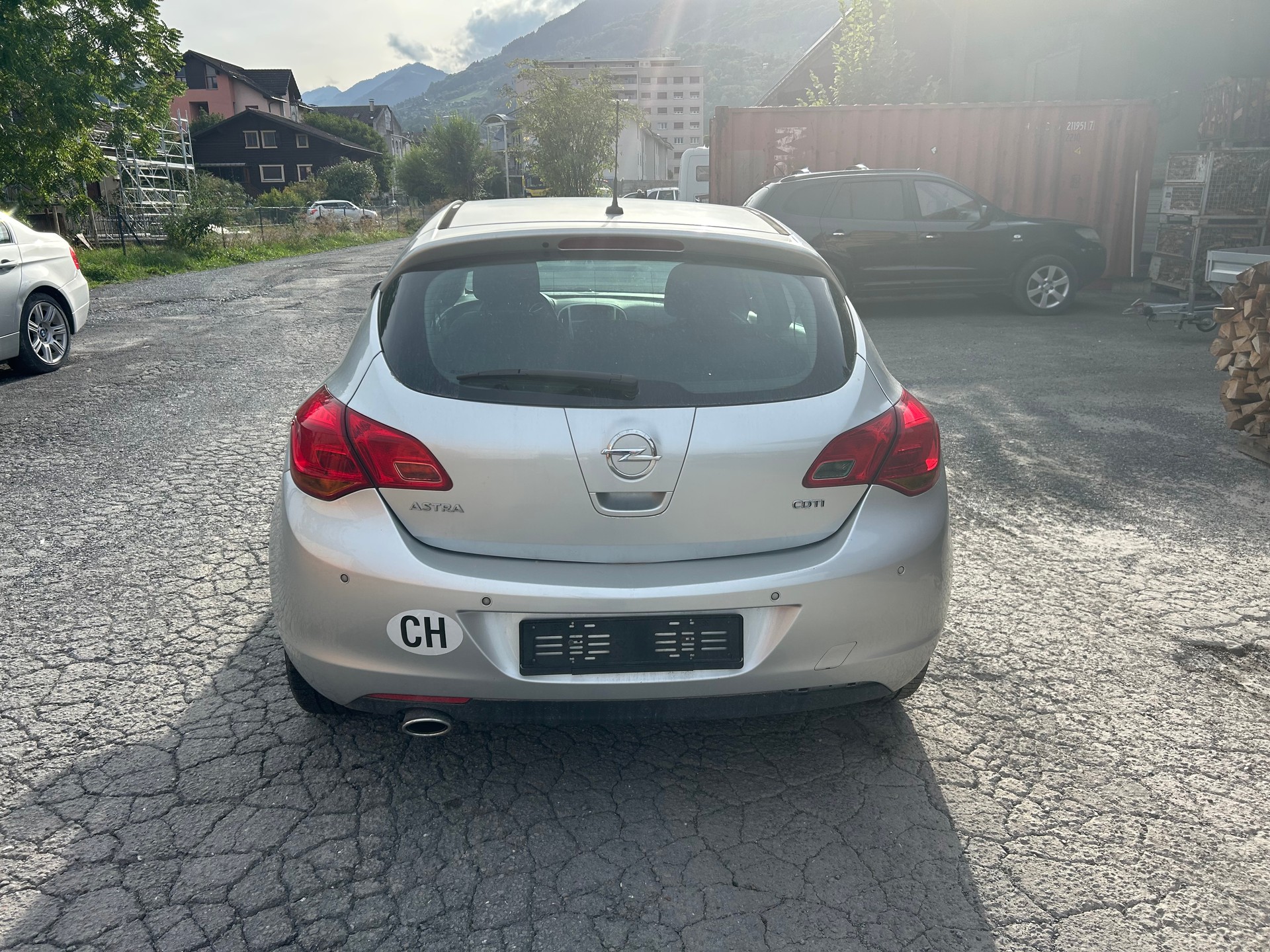 OPEL Astra 2.0 CDTi Anniversary Edition-image-4