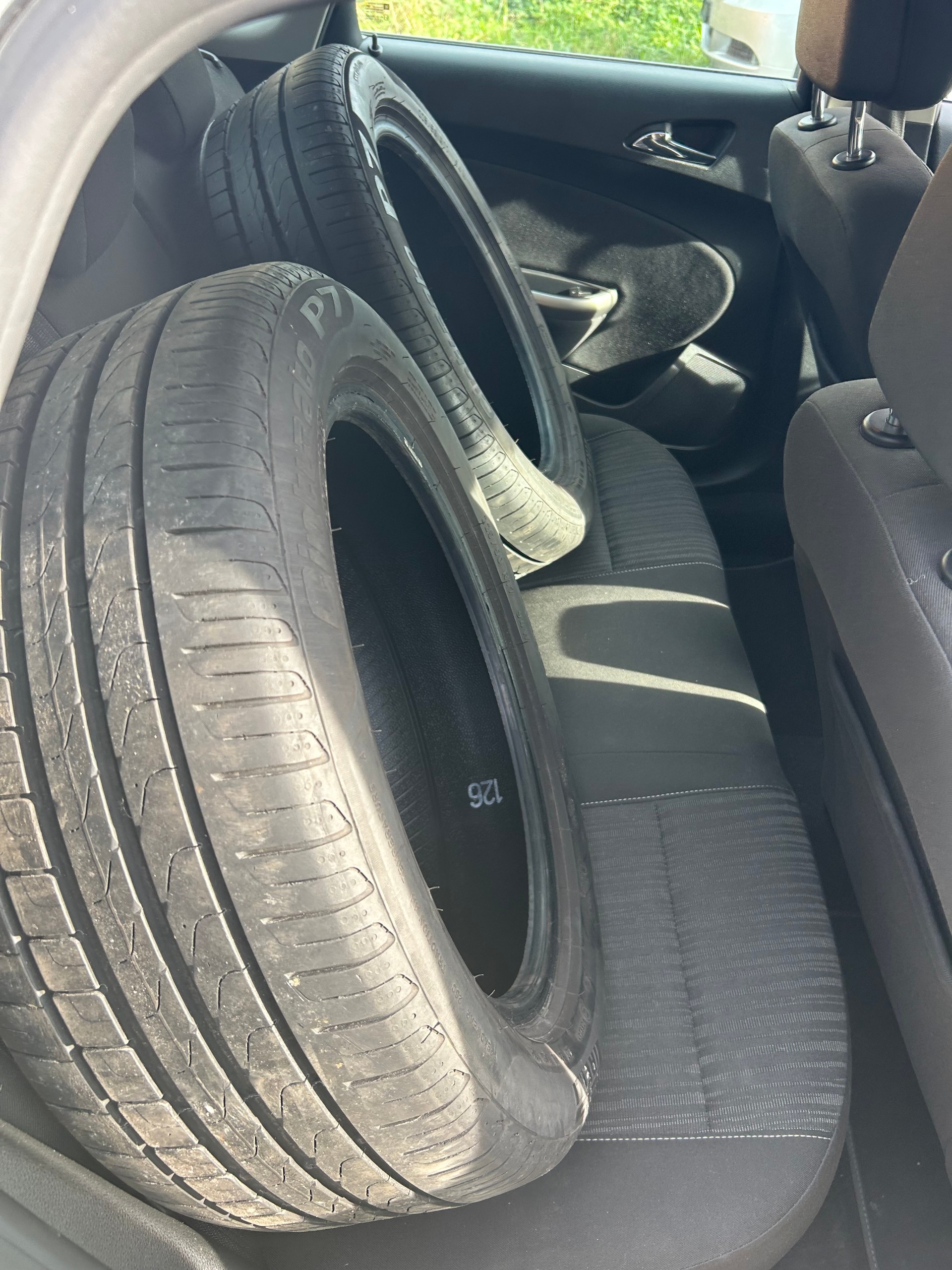 OPEL Astra 2.0 CDTi Anniversary Edition-image-3