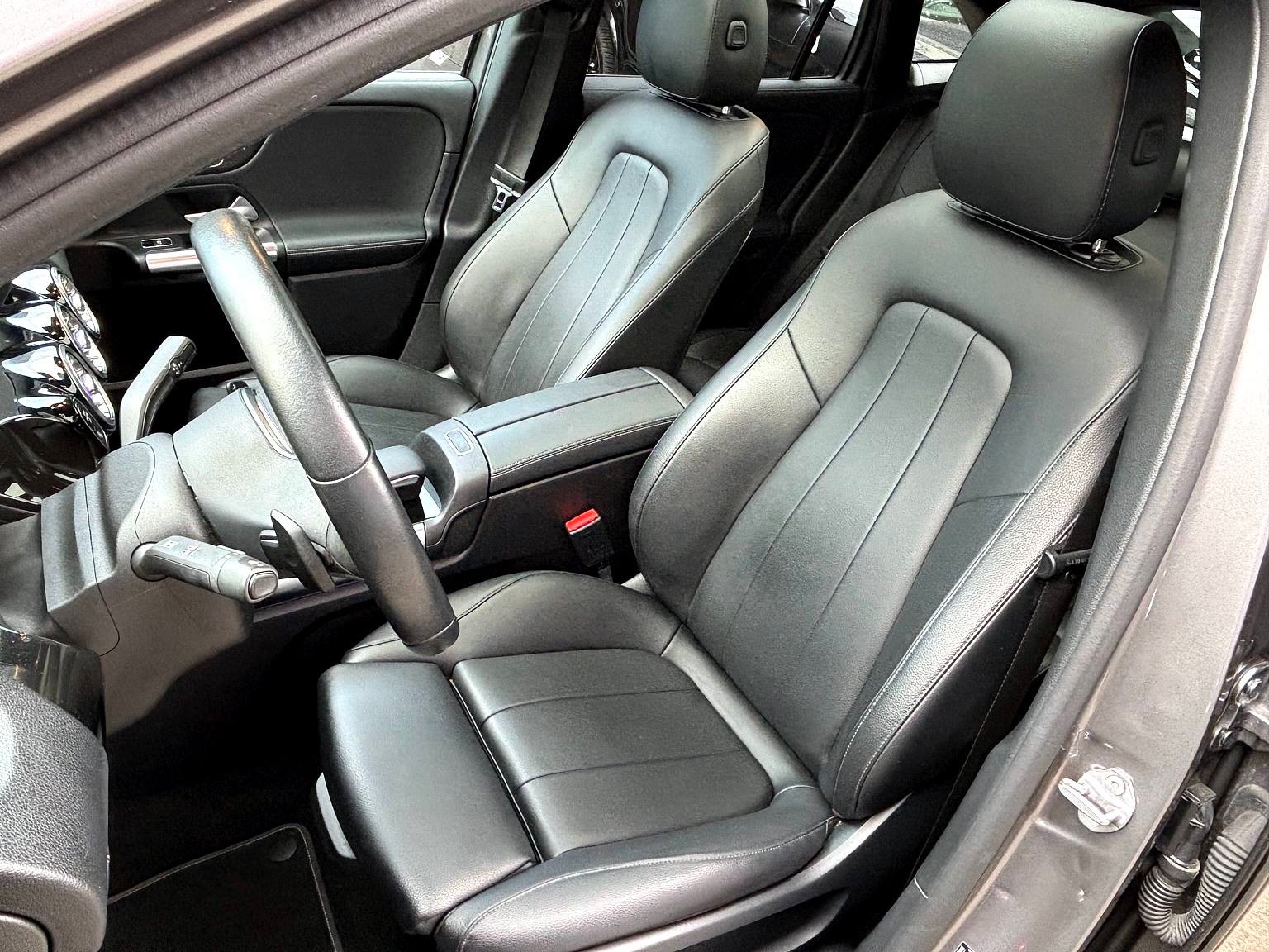 MERCEDES-BENZ GLA 200d Urban-/Progressive 4Matic 8G-DCT-image-7