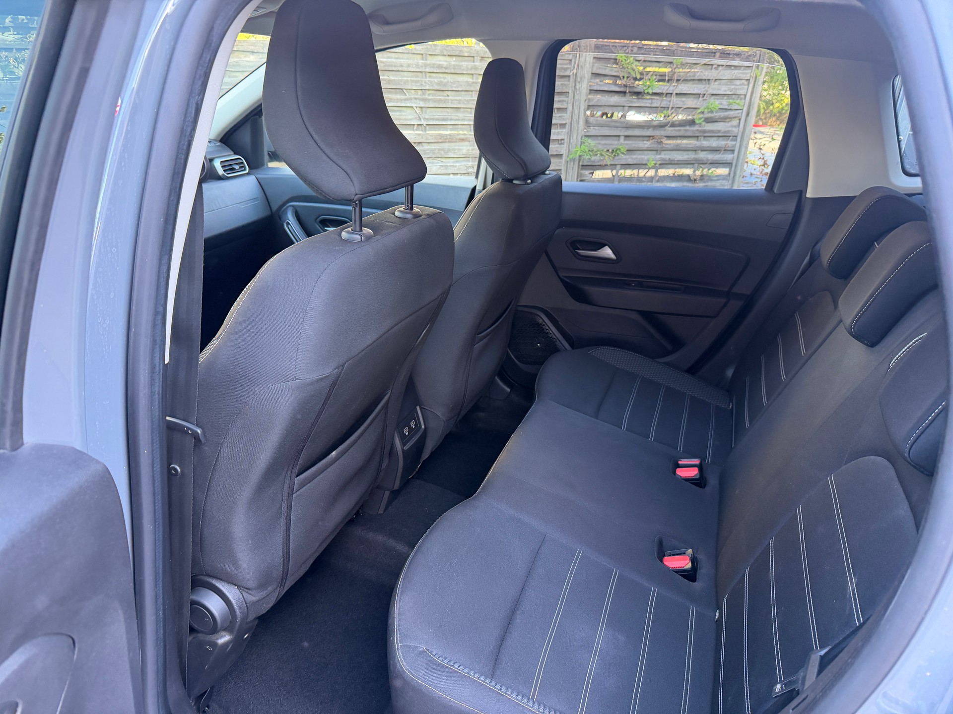 DACIA Duster Blue dCi 115 Journey 4x4-image-13