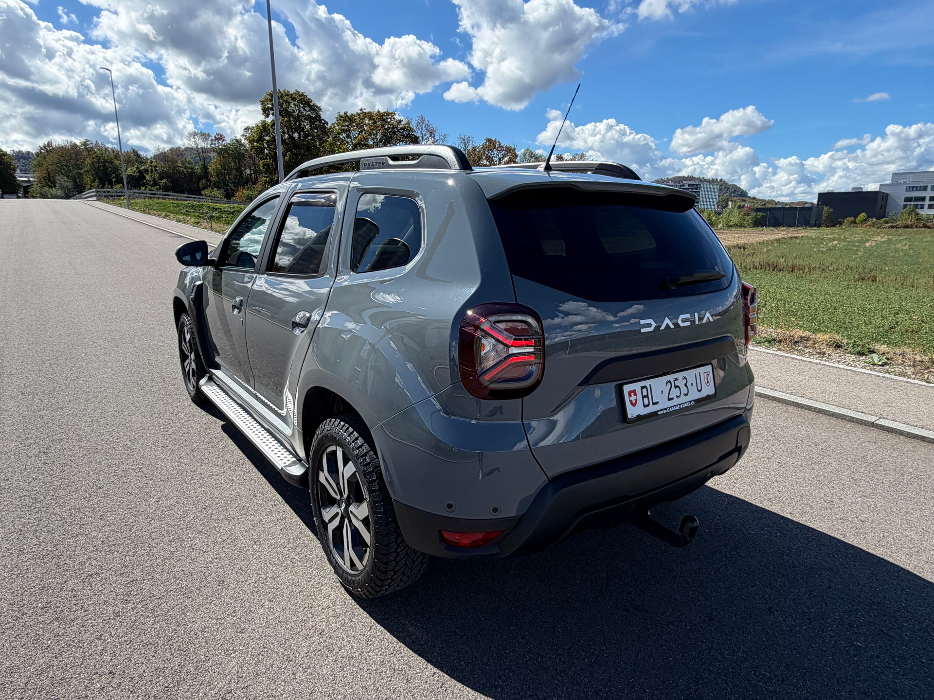 DACIA Duster Blue dCi 115 Journey 4x4-image-8