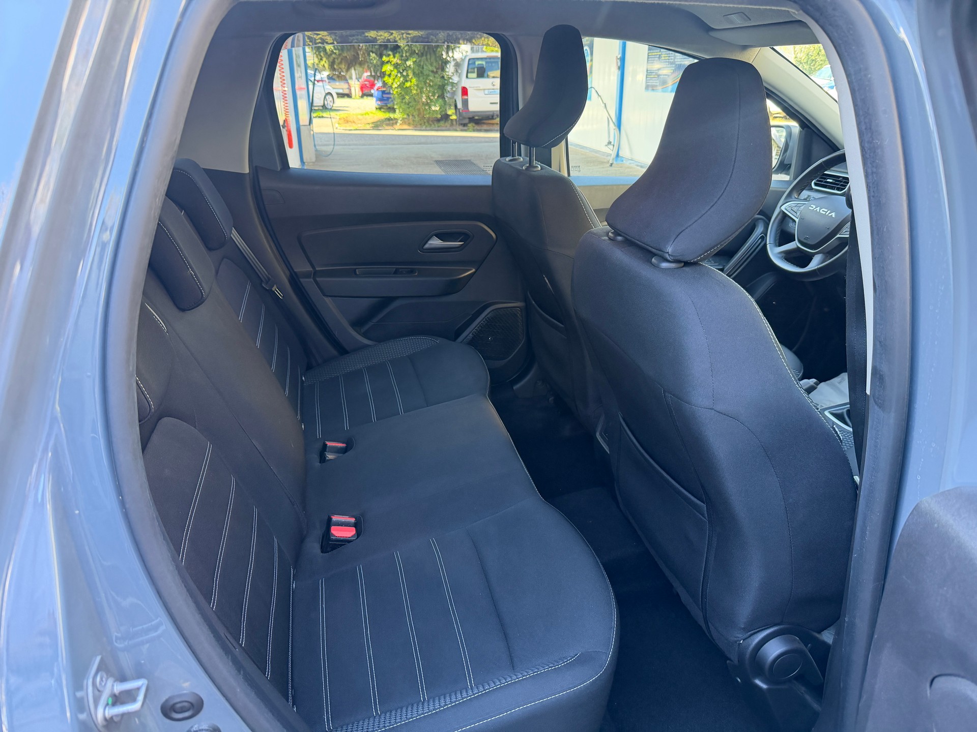 DACIA Duster Blue dCi 115 Journey 4x4-image-14