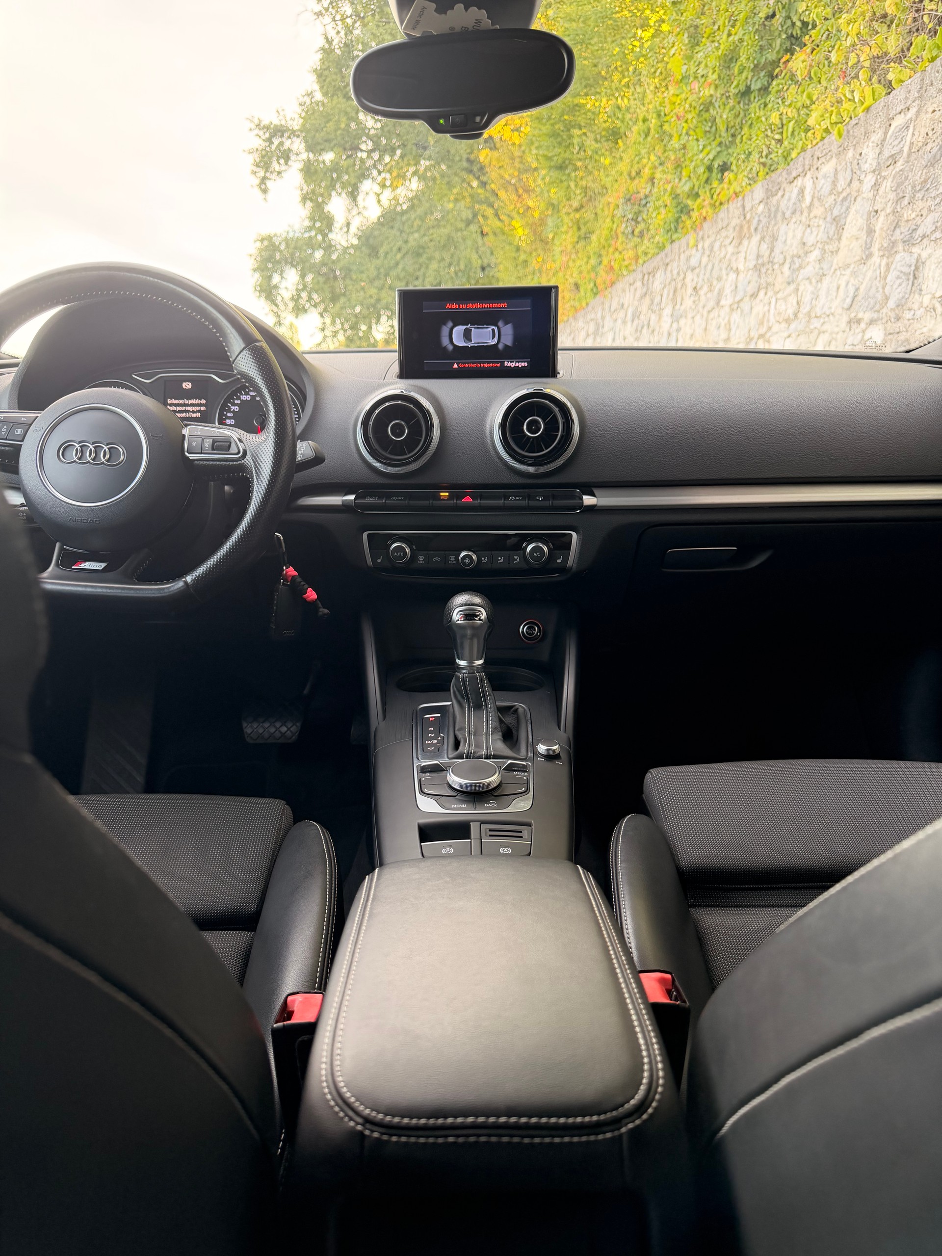 AUDI A3 Sportback 1.4 TFSI Ambition S-tronic-image-6