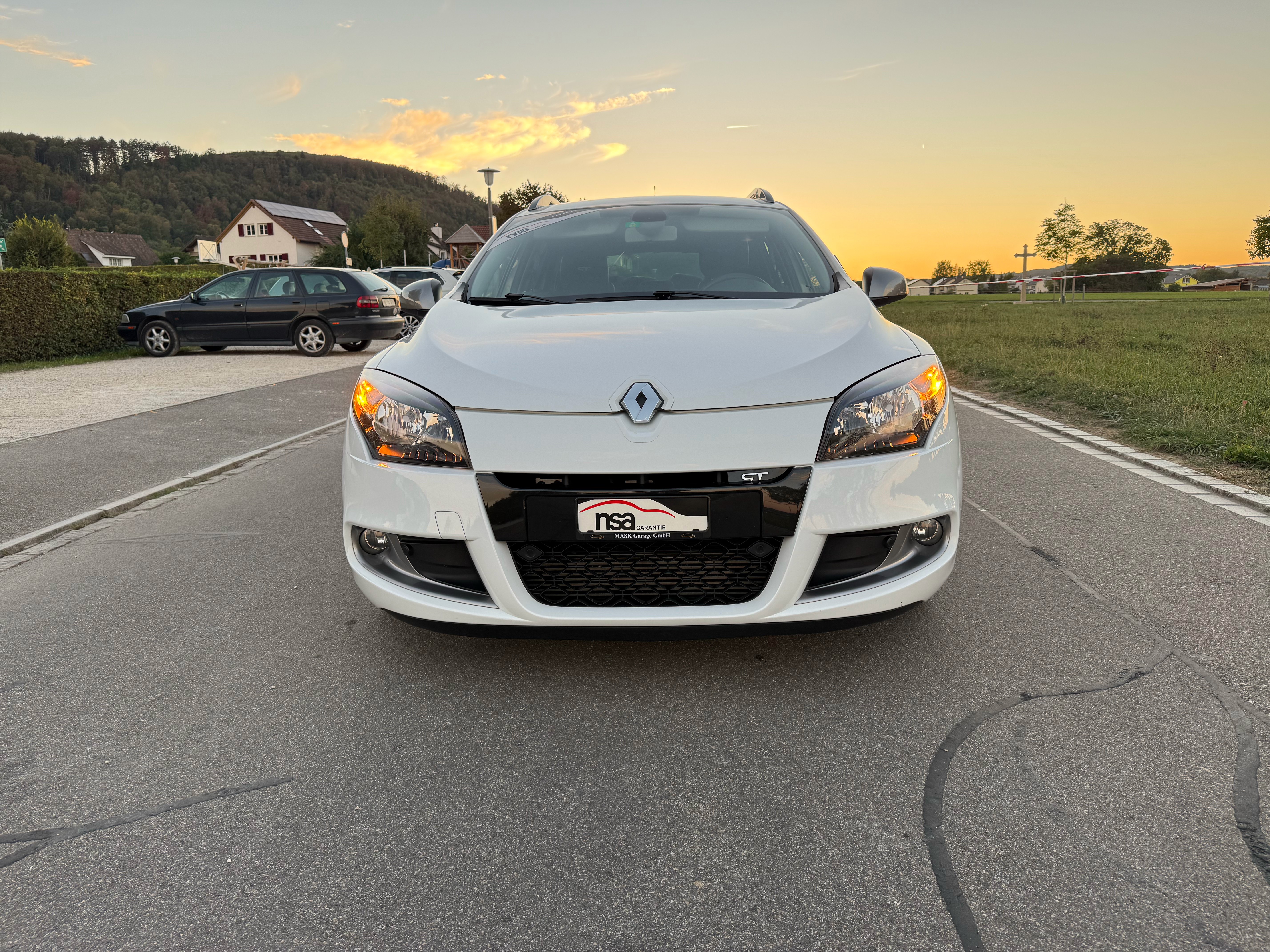 Car photo