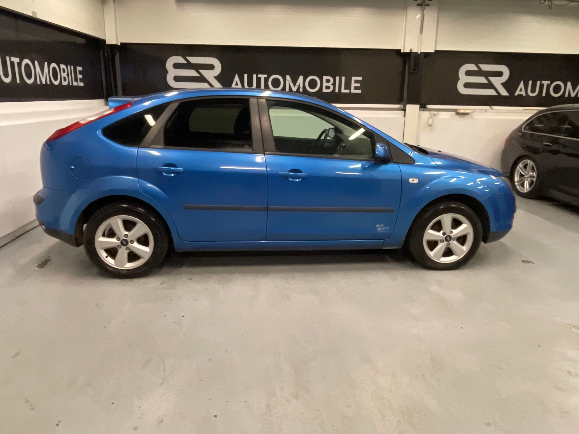 FORD Focus 1.6i VCT Carving-image-6