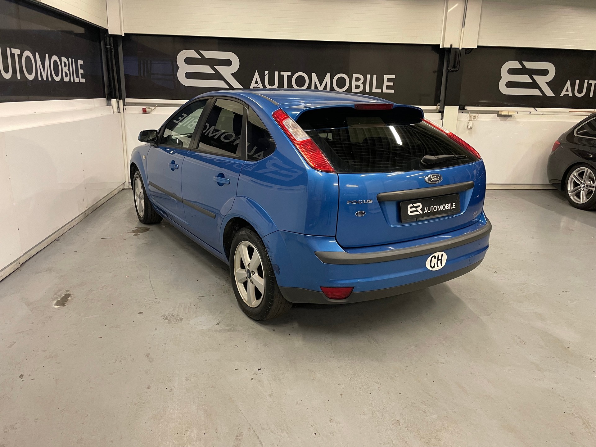 FORD Focus 1.6i VCT Carving-image-2