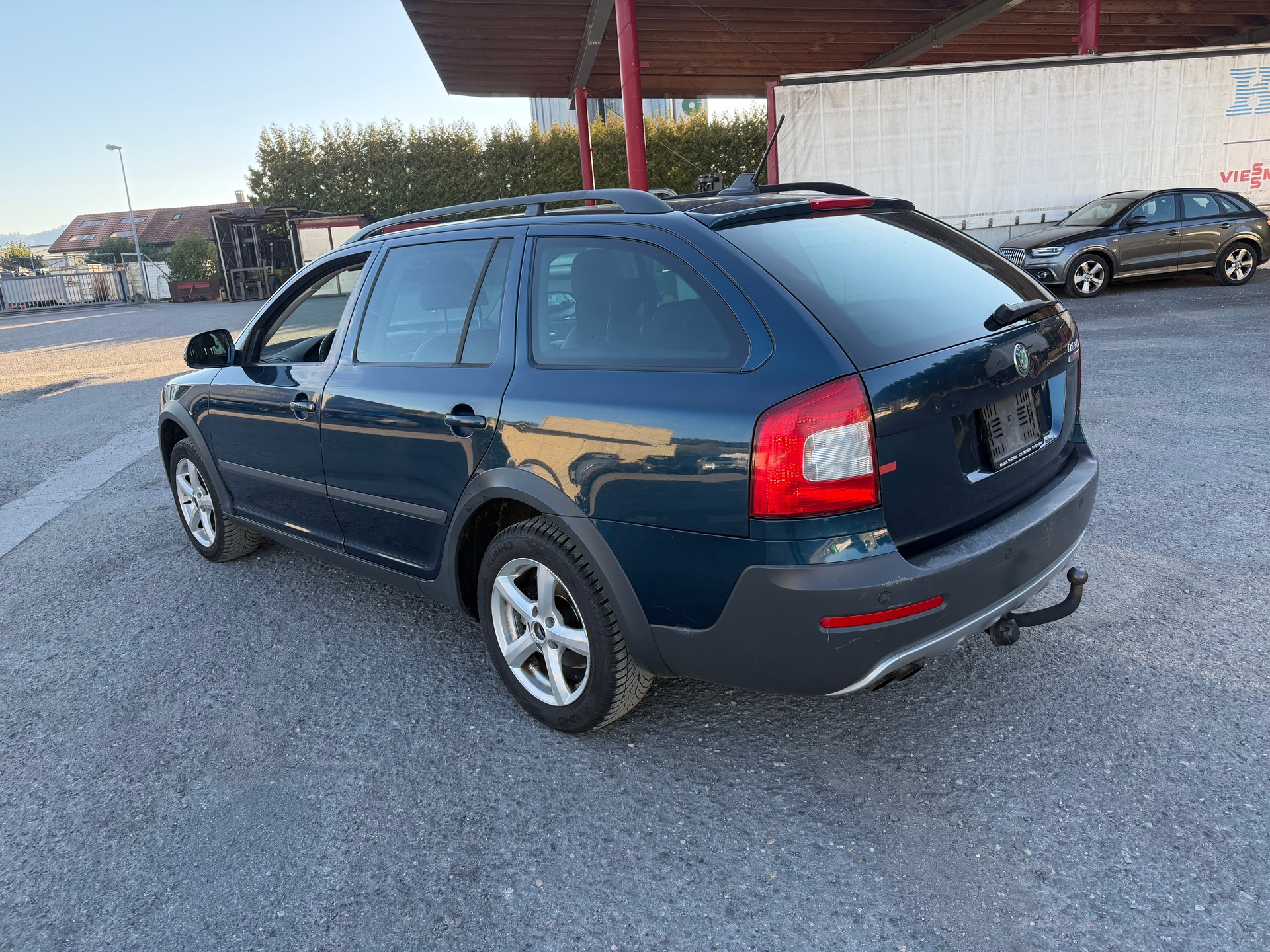 SKODA Octavia Combi 2.0 TDI Scout 4x4 DSG-image-3