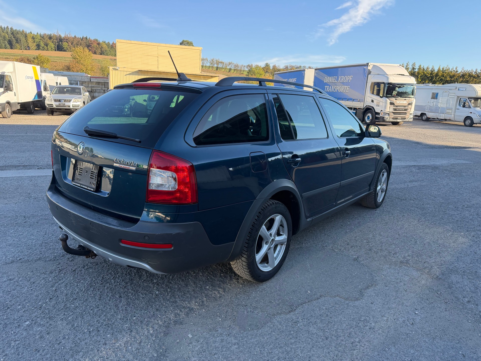 SKODA Octavia Combi 2.0 TDI Scout 4x4 DSG-image-4