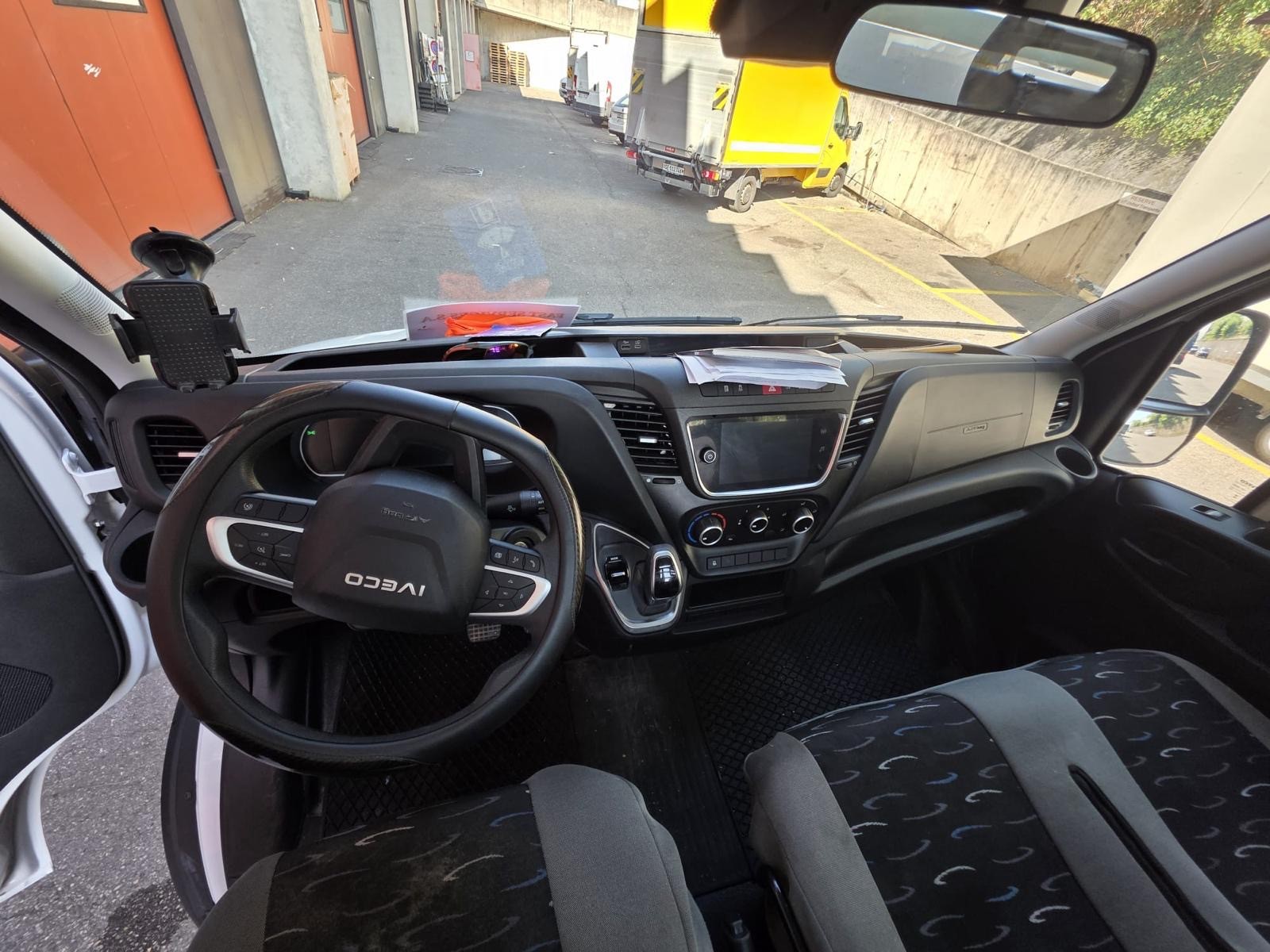 IVECO 35 C 18H A8-image-7