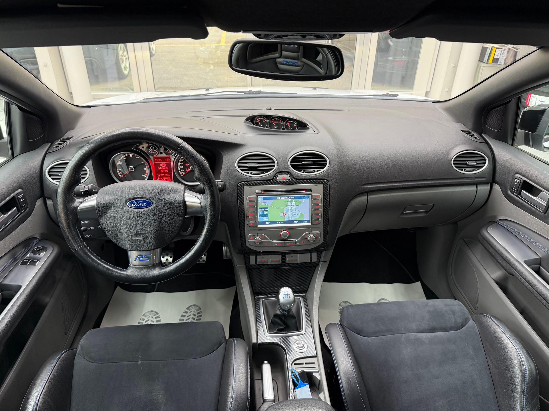 FORD Focus 2.5i Turbo RS-image-10