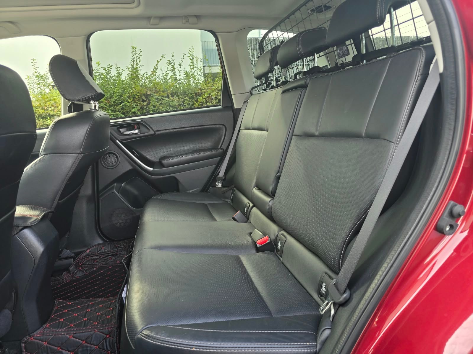 SUBARU Forester 2.0D Swiss Lineatronic-image-8