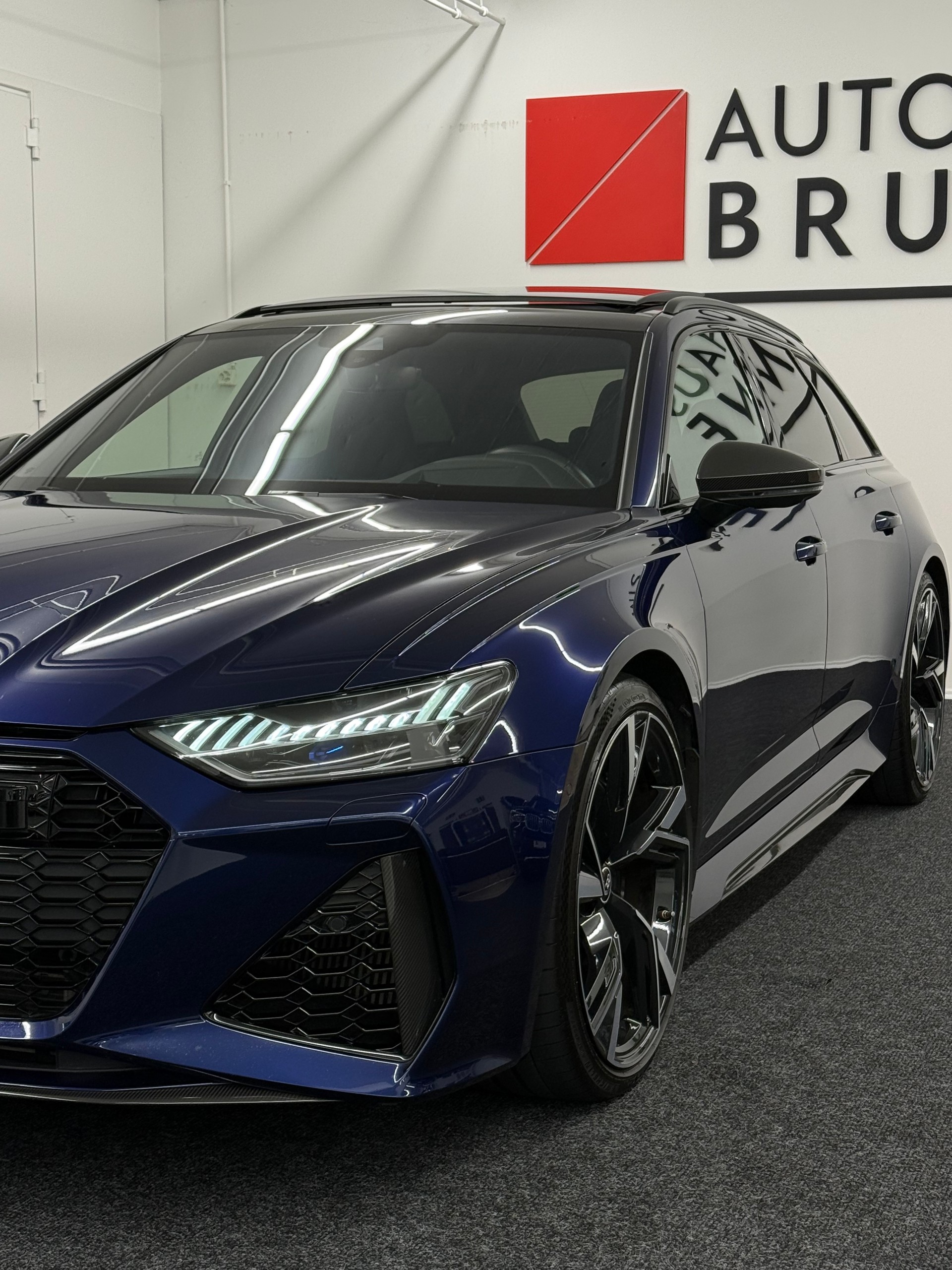 AUDI RS6 Avant 4.0 TFSI V8 quattro-image-9