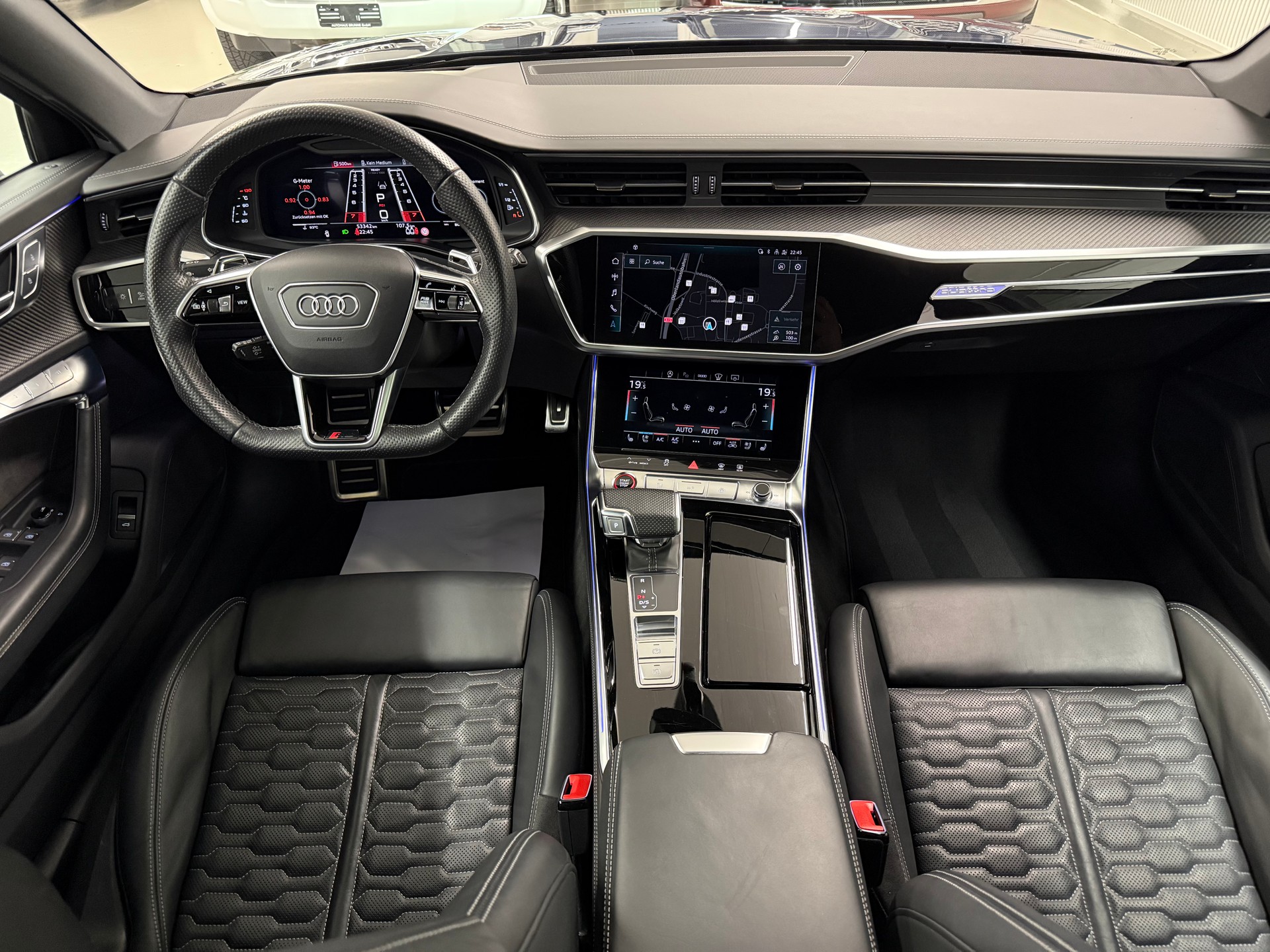 AUDI RS6 Avant 4.0 TFSI V8 quattro-image-22