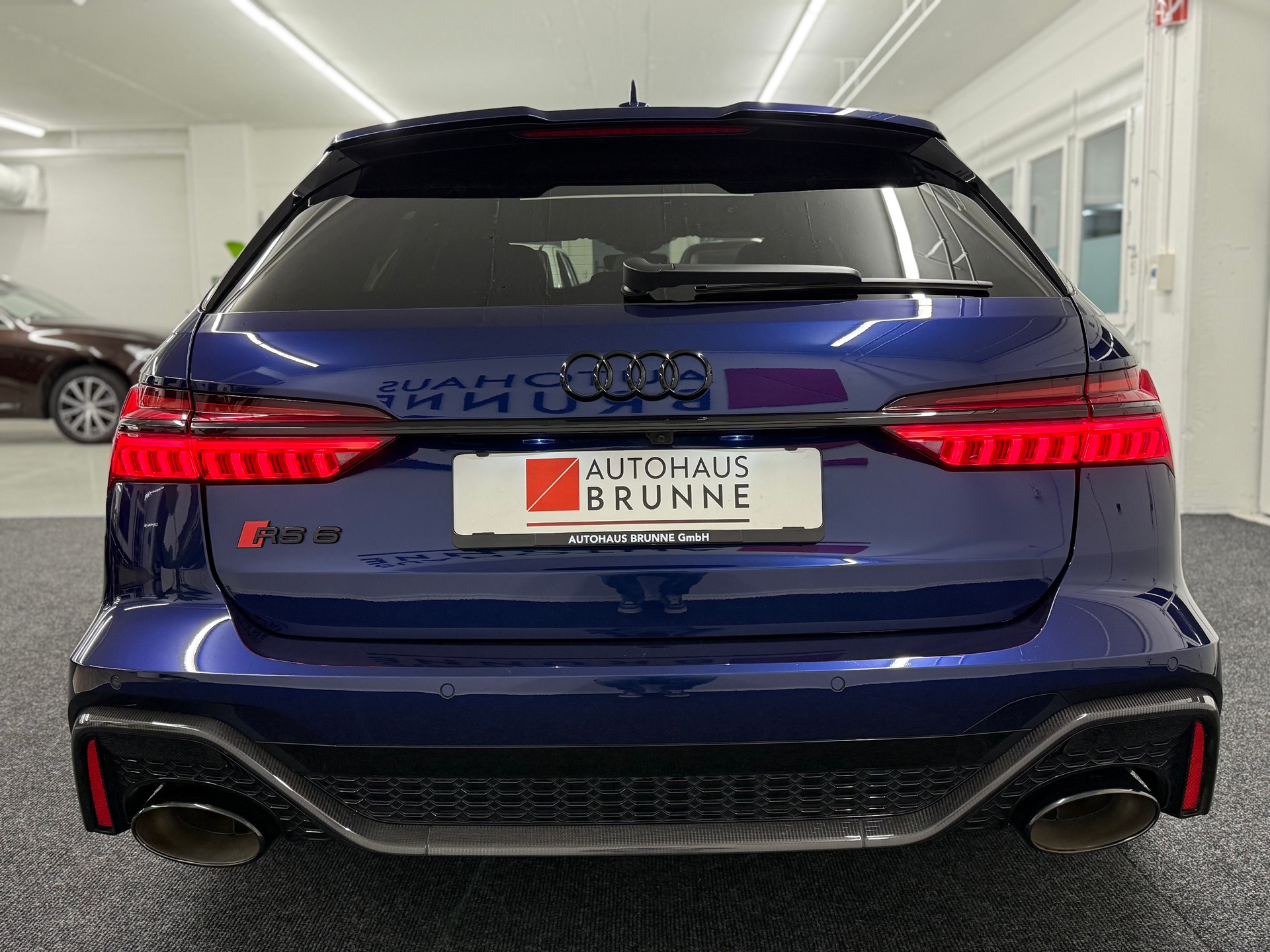 AUDI RS6 Avant 4.0 TFSI V8 quattro-image-5