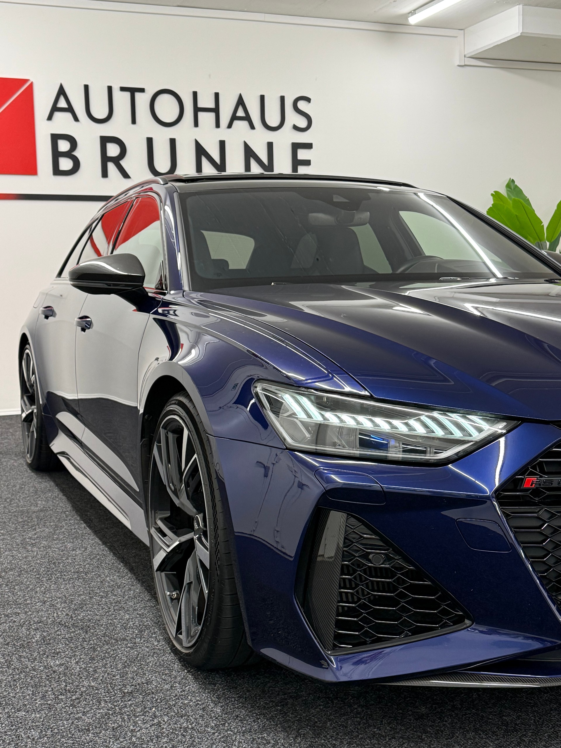 AUDI RS6 Avant 4.0 TFSI V8 quattro-image-10