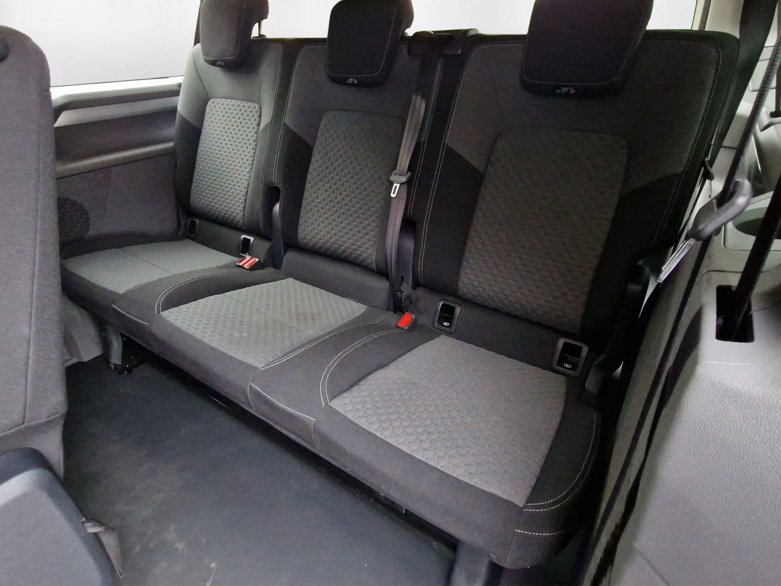 VW Caravelle 2.0 TDI Life LWB Aut 8-image-11