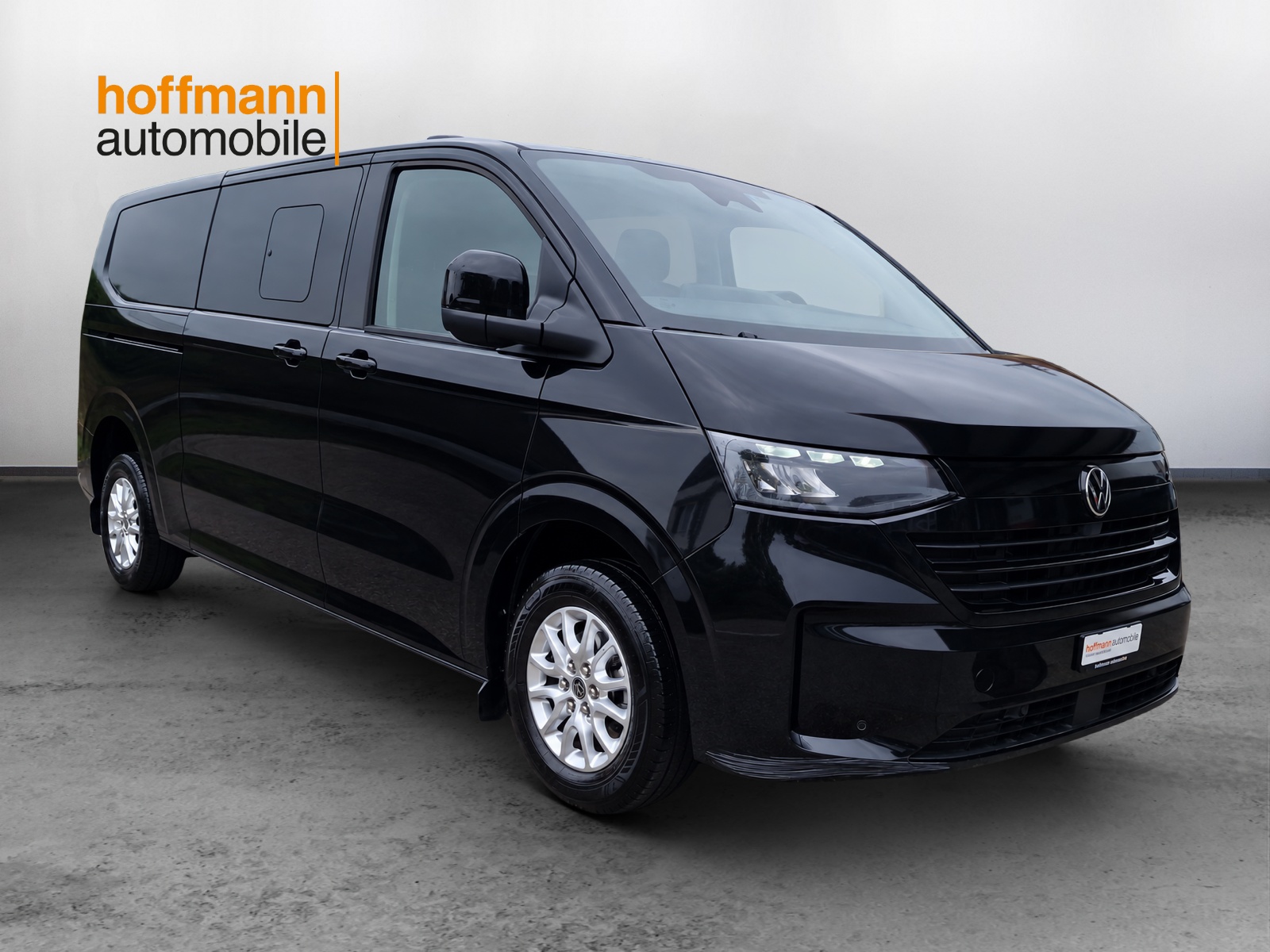 VW Caravelle 2.0 TDI Life LWB Aut 8-showroom-element-2
