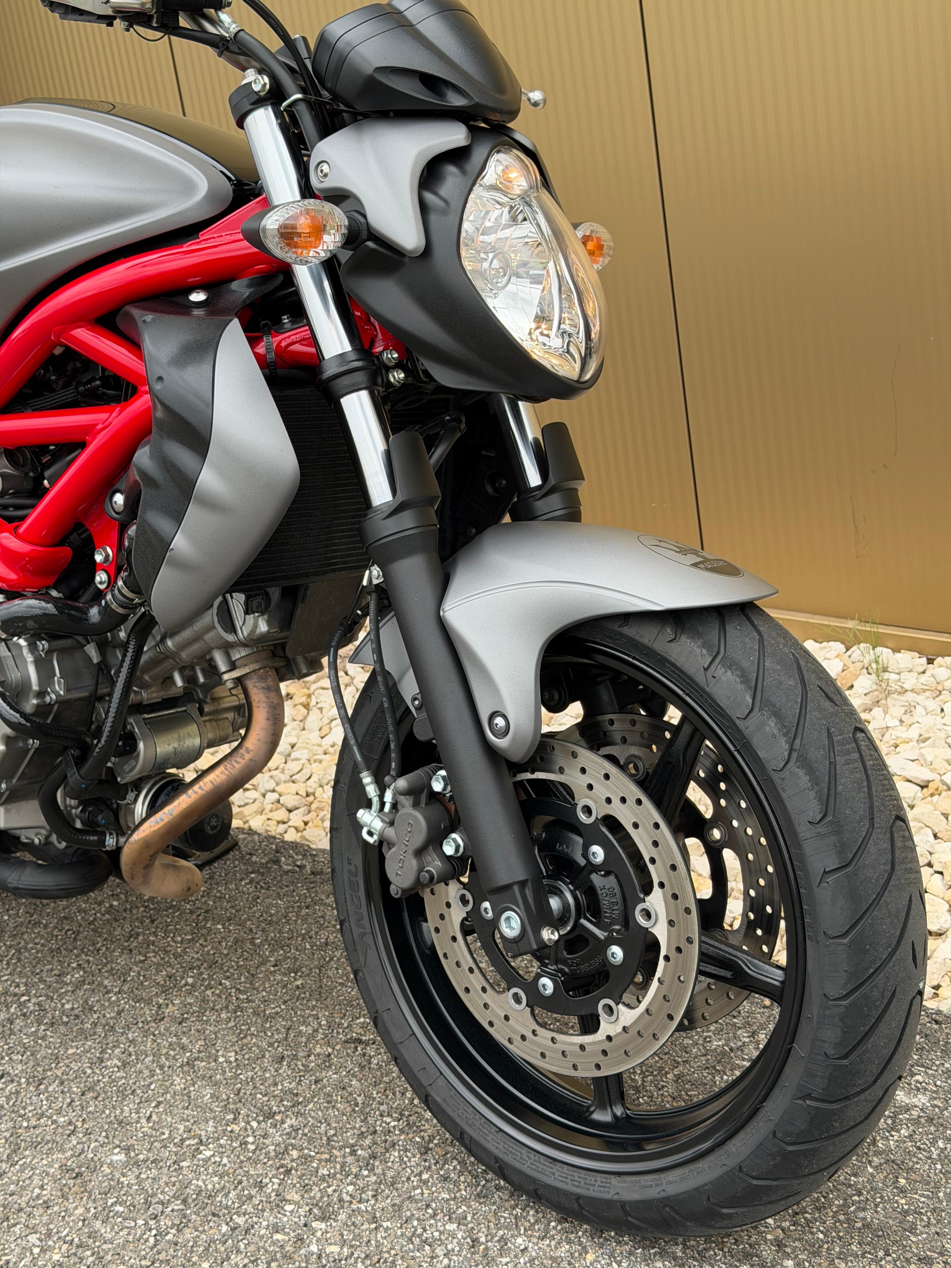 SUZUKI SFV 650 Gladius ABS-showroom-element-1