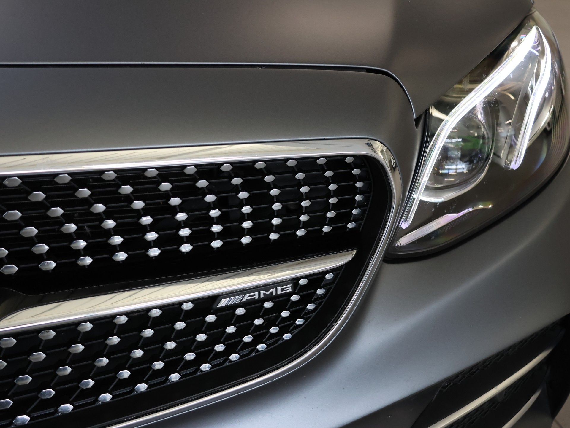 MERCEDES-BENZ E 43 AMG 4Matic 9G-Tronic *DESIGNO-MAGNO*-image-6