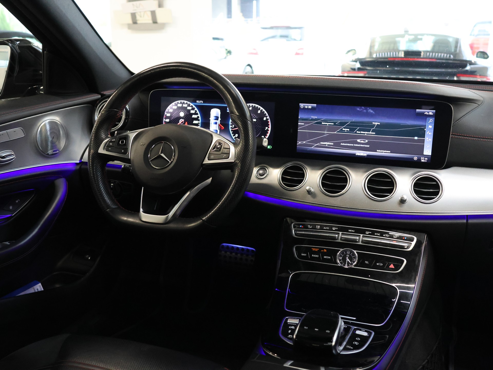 MERCEDES-BENZ E 43 AMG 4Matic 9G-Tronic *DESIGNO-MAGNO*-image-21