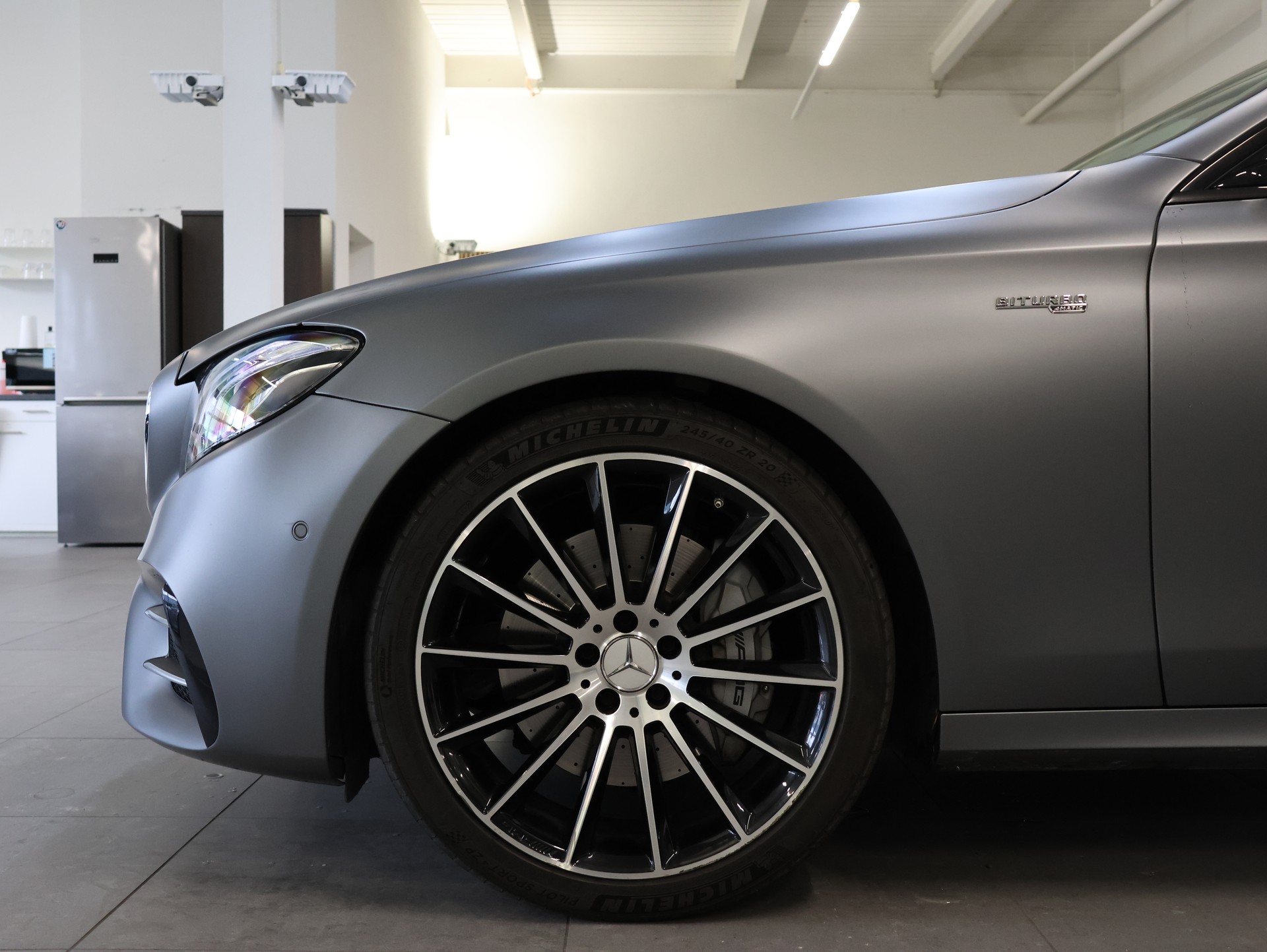 MERCEDES-BENZ E 43 AMG 4Matic 9G-Tronic *DESIGNO-MAGNO*-image-7