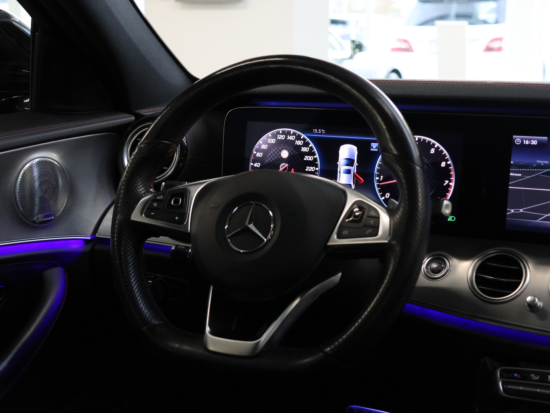 MERCEDES-BENZ E 43 AMG 4Matic 9G-Tronic *DESIGNO-MAGNO*-image-22