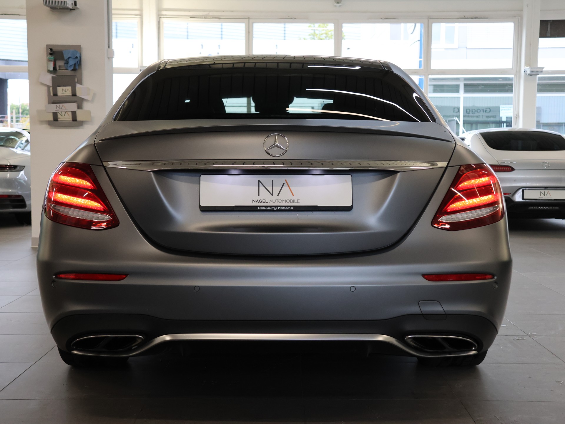MERCEDES-BENZ E 43 AMG 4Matic 9G-Tronic *DESIGNO-MAGNO*-image-5