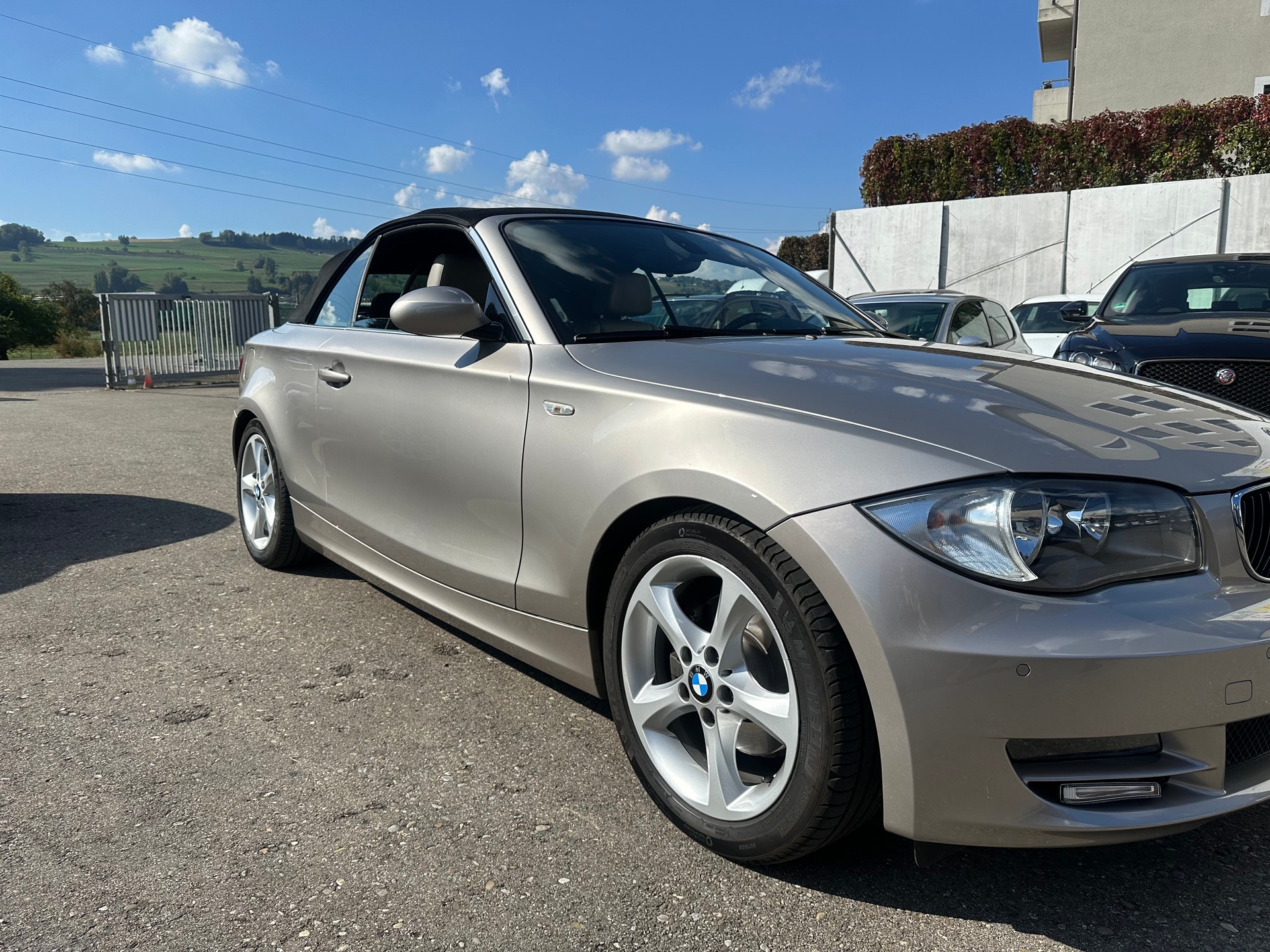 BMW 125i Cabrio Steptronic-image-1