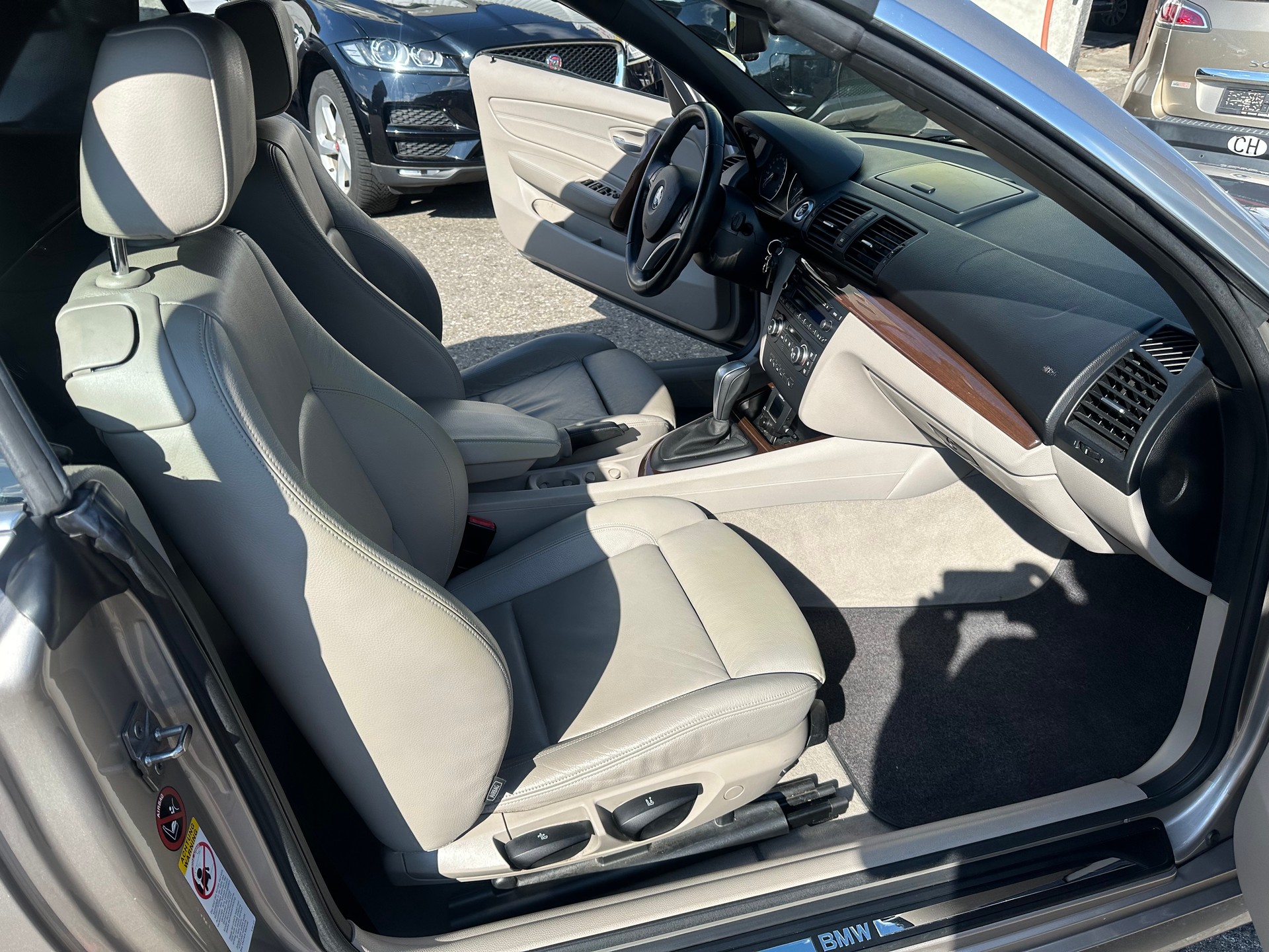 BMW 125i Cabrio Steptronic-image-10