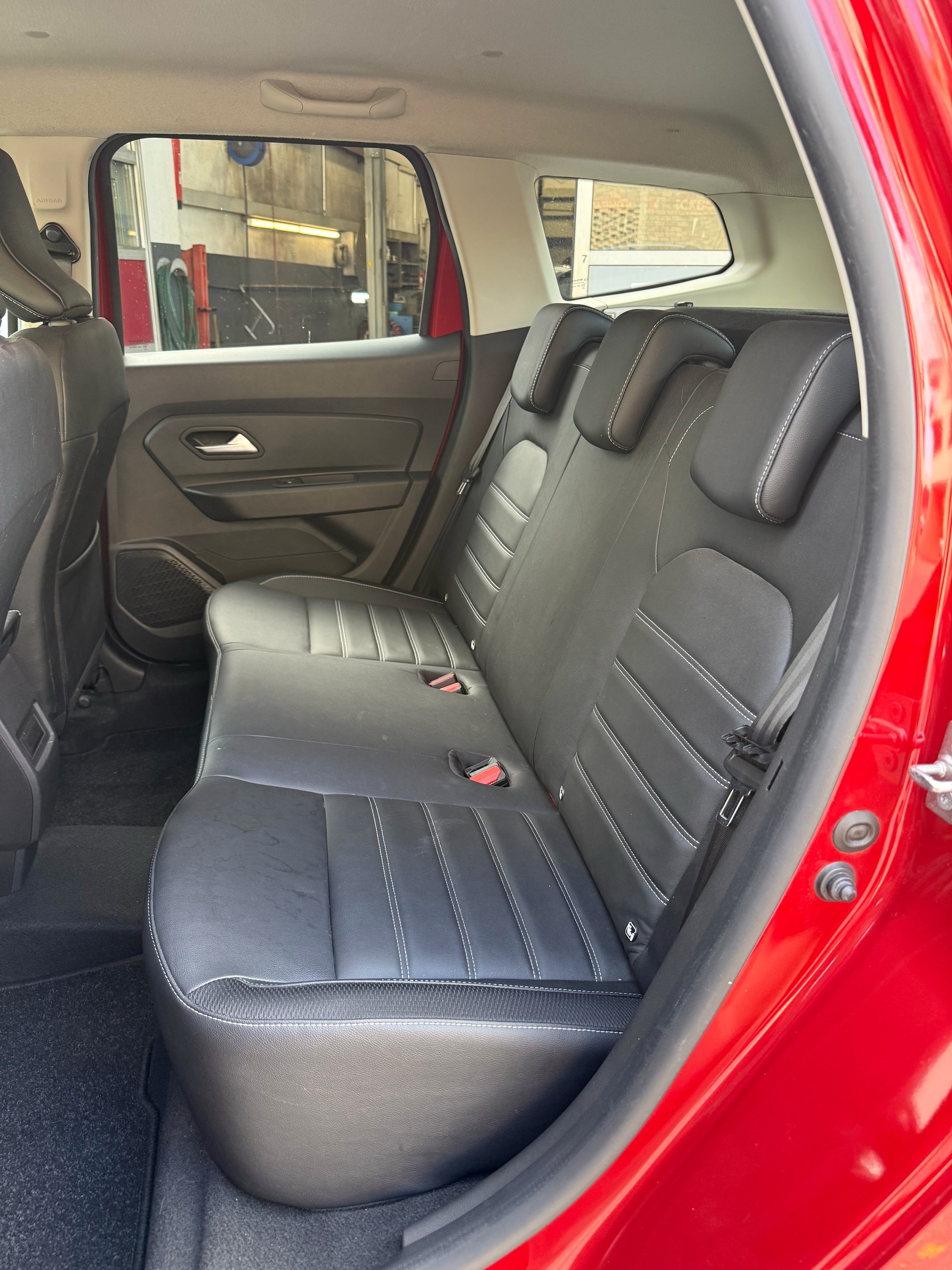 DACIA Duster TCe 150 Prestige 4x4-image-8