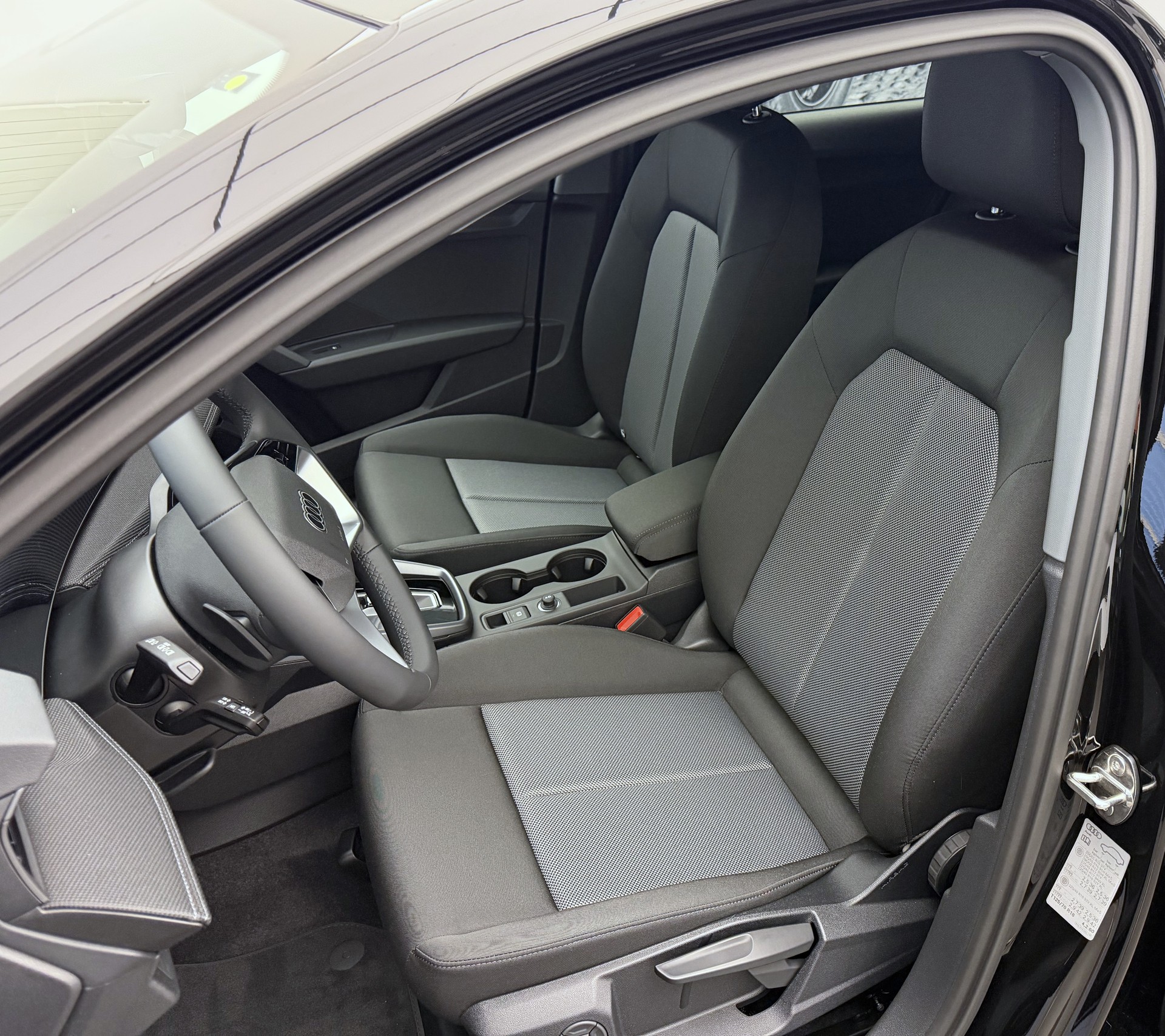 AUDI A3 Sportback TFSI 110 kW Attraction S tronic-image-5
