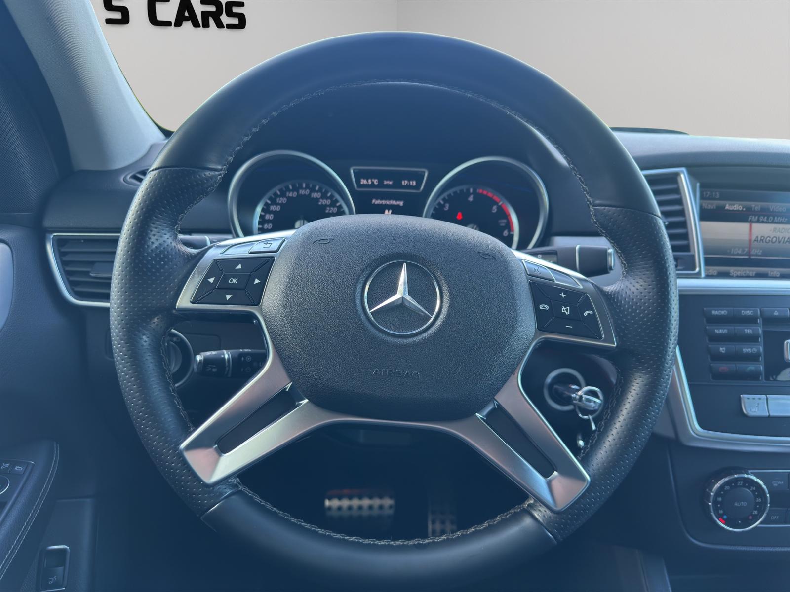 MERCEDES-BENZ ML 350 BlueTEC Executive 4Matic 7G-Tronic-image-17