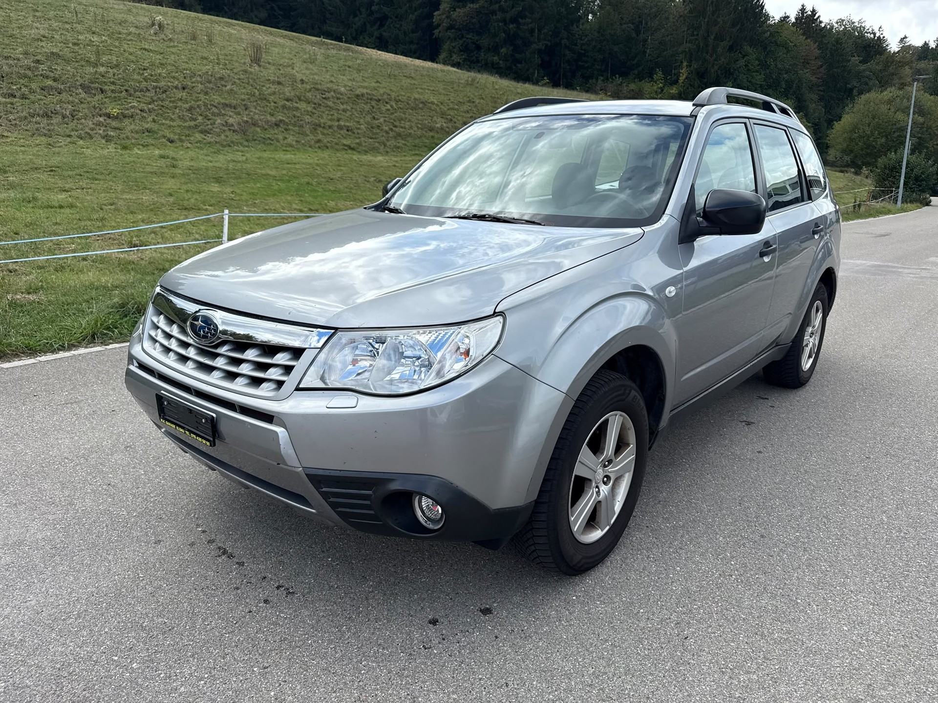 SUBARU Forester 2.0XS Comfort Automatic-image-3