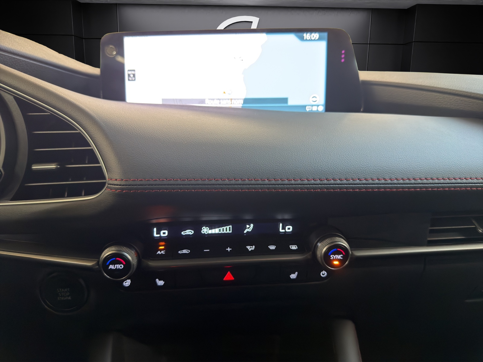 MAZDA 3 Hatchback SKYACTIV-G M Hybrid 140 Homura Automat-image-11