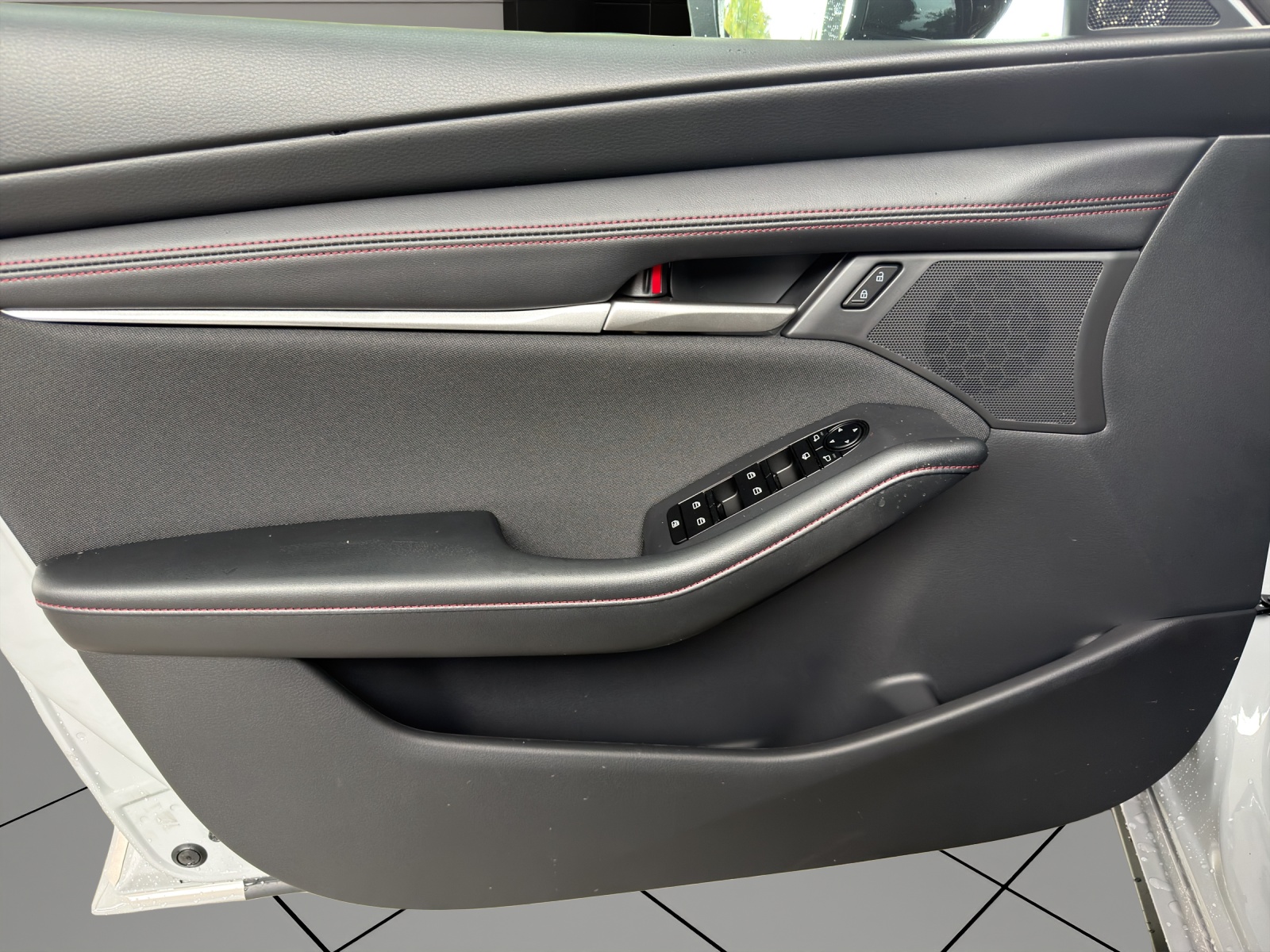 MAZDA 3 Hatchback SKYACTIV-G M Hybrid 140 Homura Automat-image-13