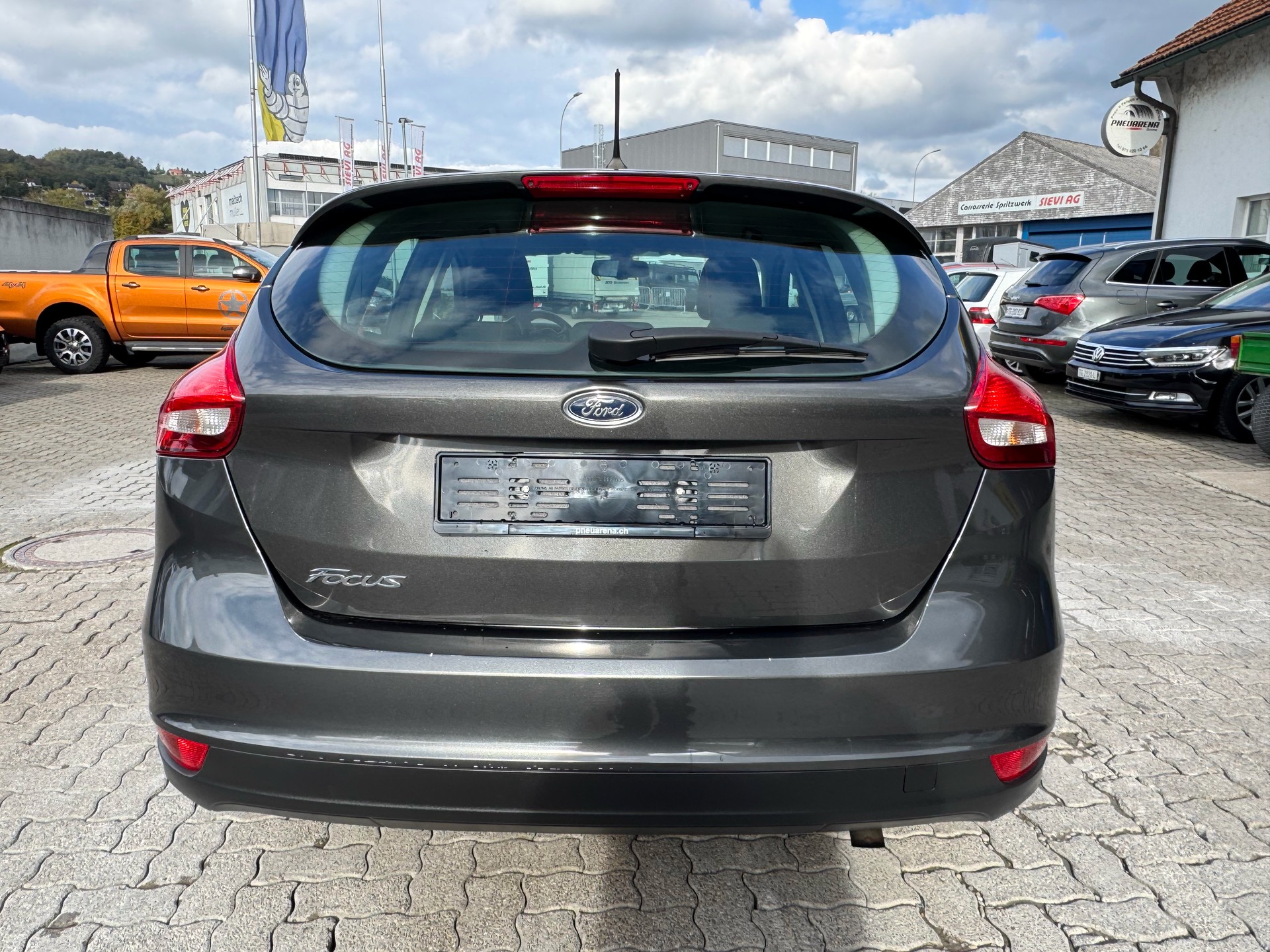 FORD FOCUS-image-5