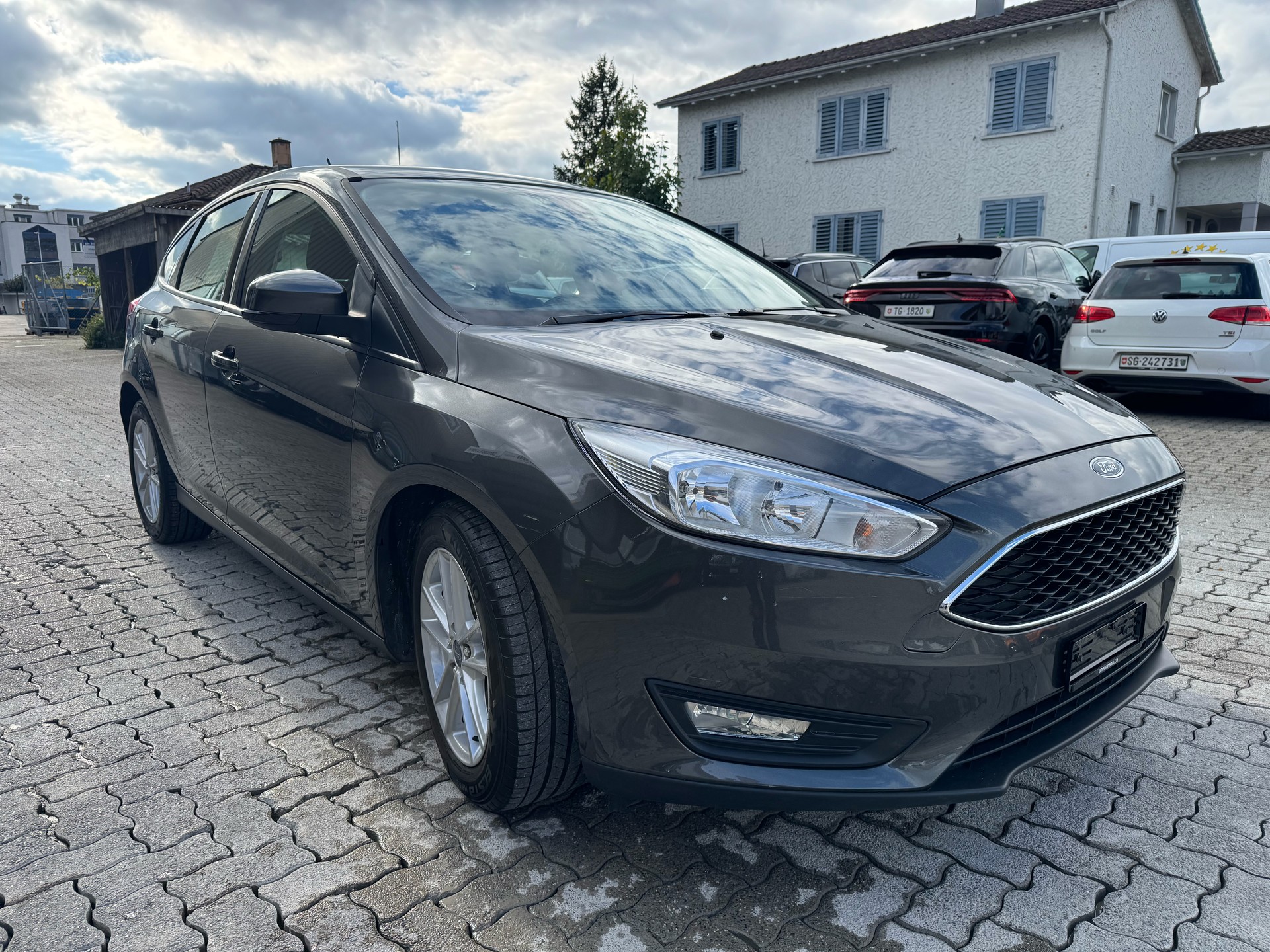 FORD FOCUS-image-2