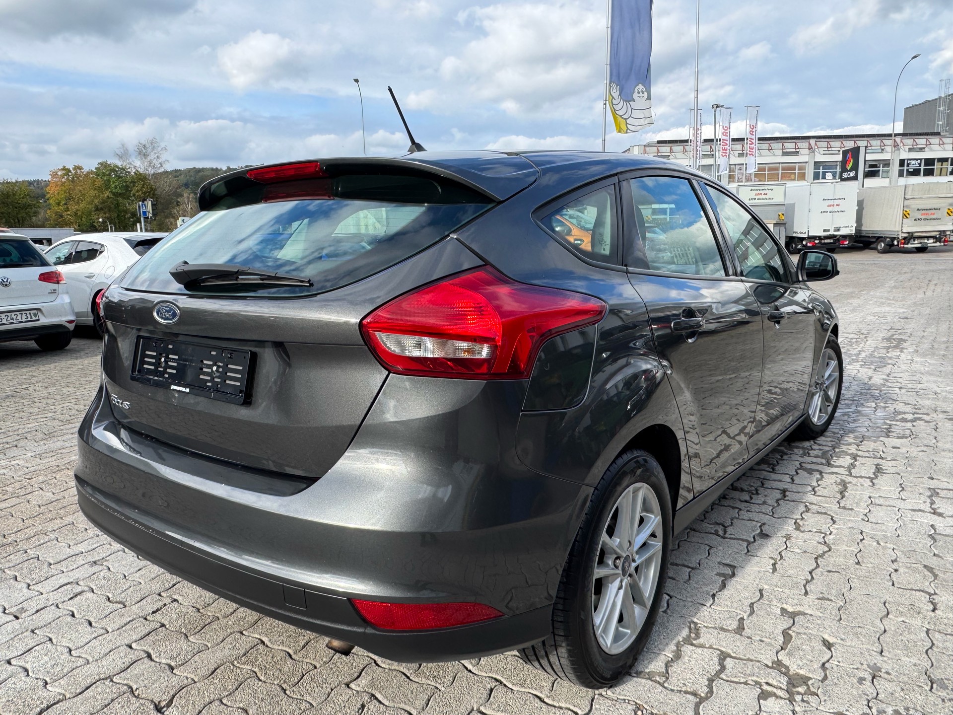 FORD FOCUS-image-4