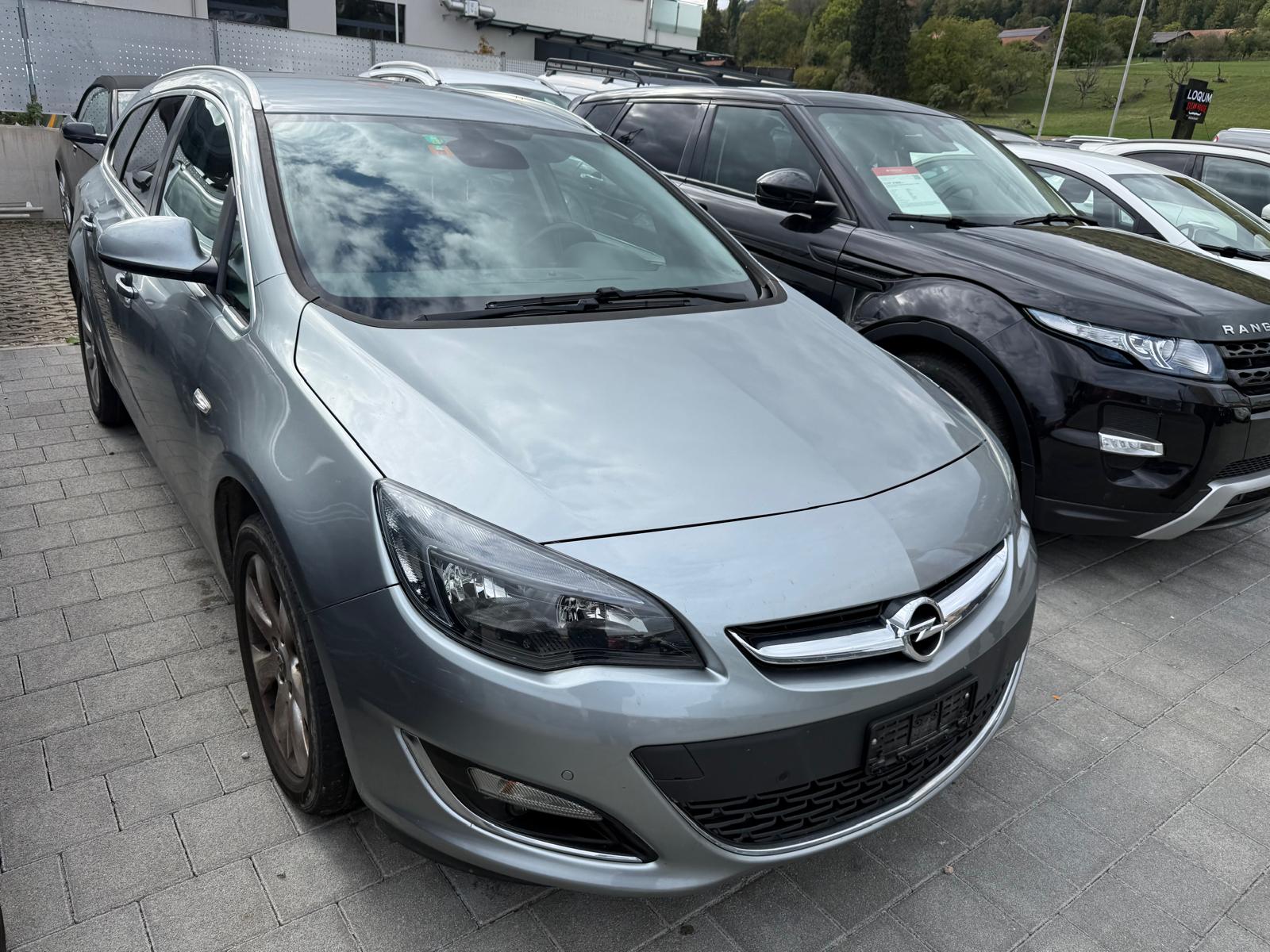 OPEL Astra 2.0 CDTi Cosmo Automatic-image-17