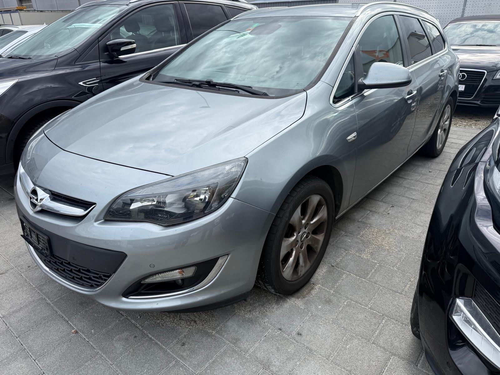 OPEL Astra 2.0 CDTi Cosmo Automatic-showroom-element-2