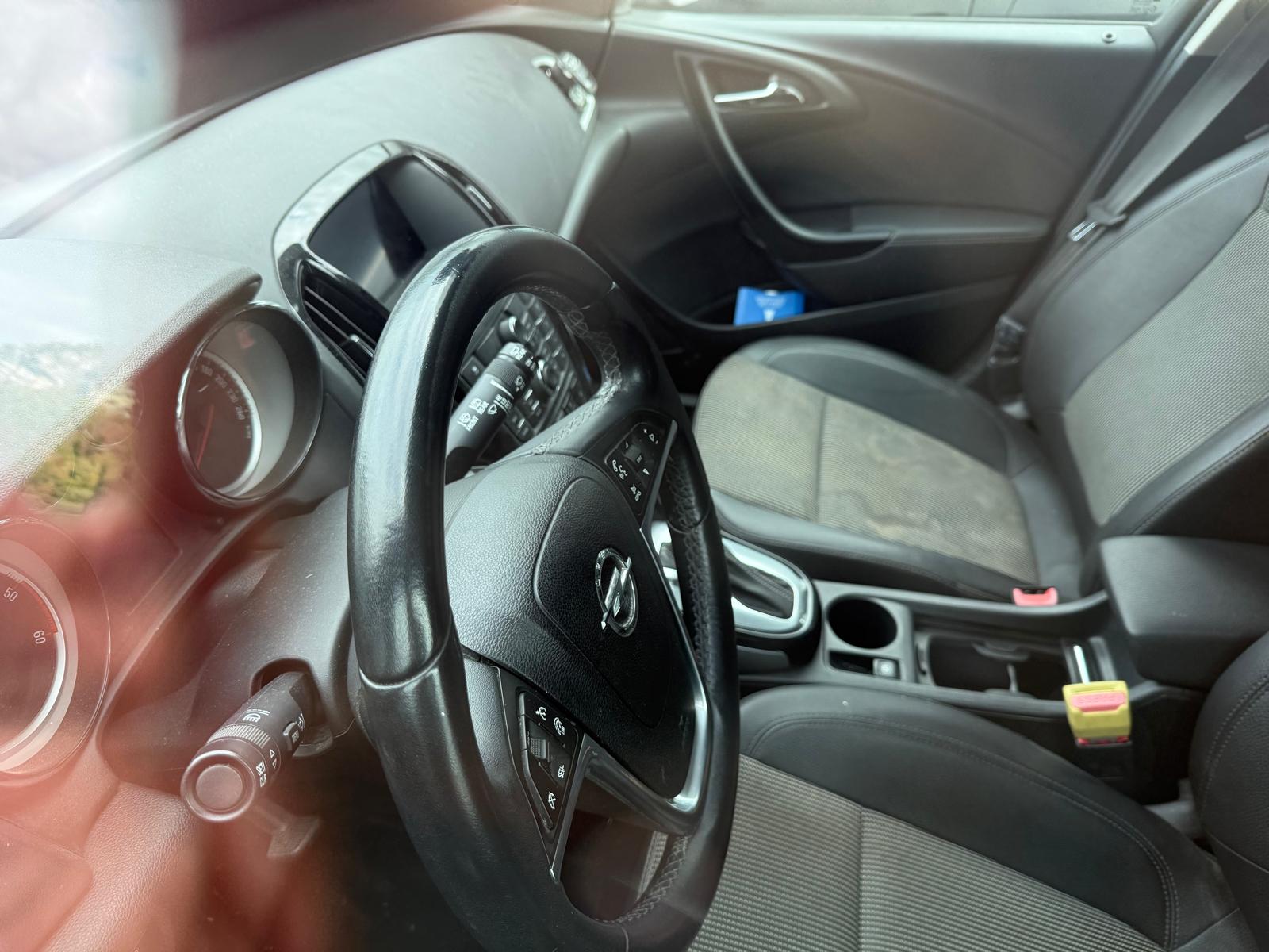 OPEL Astra 2.0 CDTi Cosmo Automatic-image-5