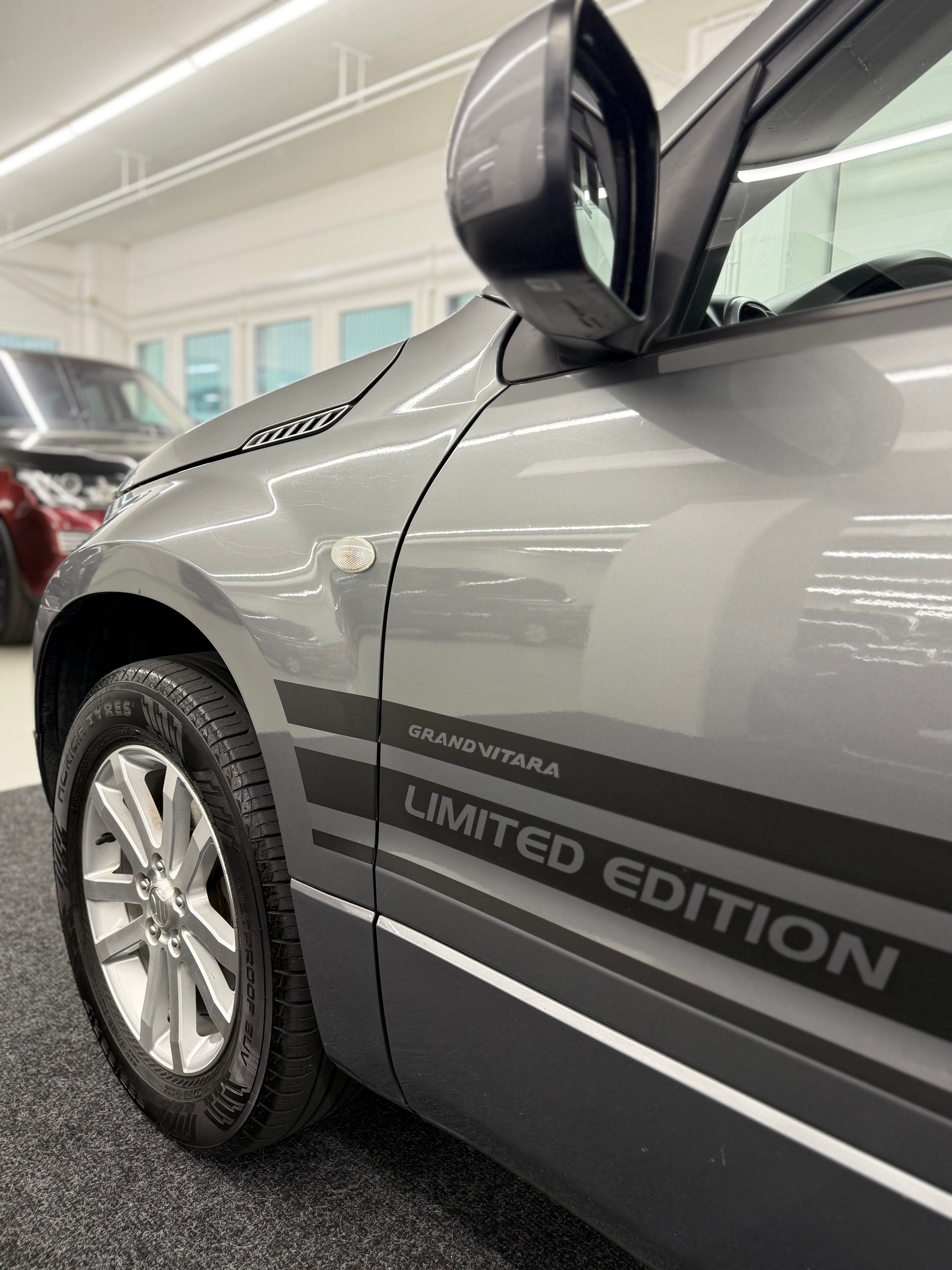 SUZUKI Grand Vitara 2.0 16V Top Limited Edition Automatic-image-23
