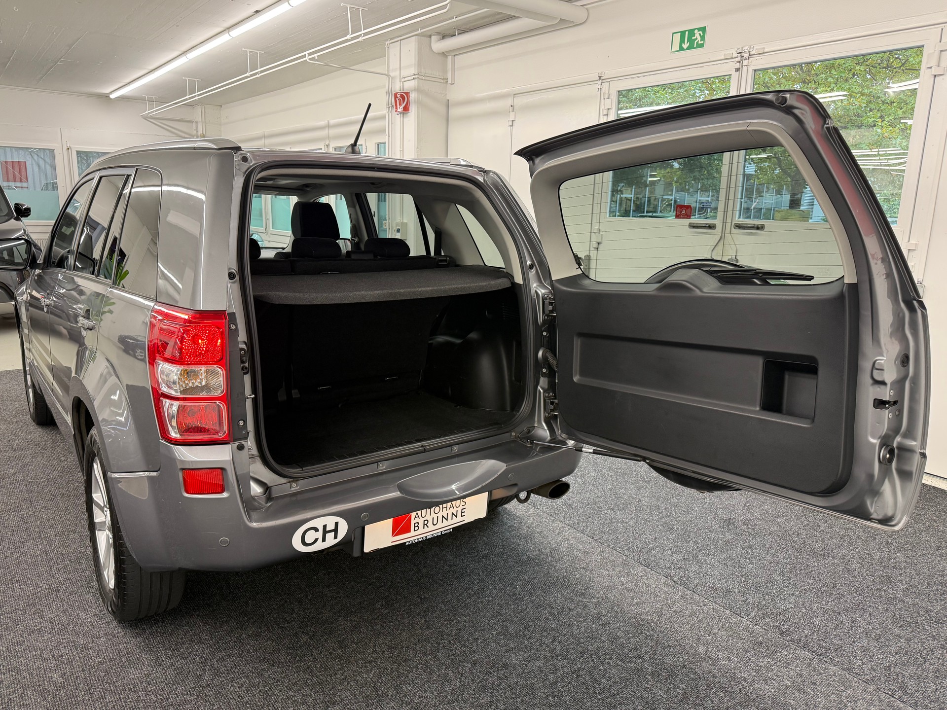 SUZUKI Grand Vitara 2.0 16V Top Limited Edition Automatic-image-6