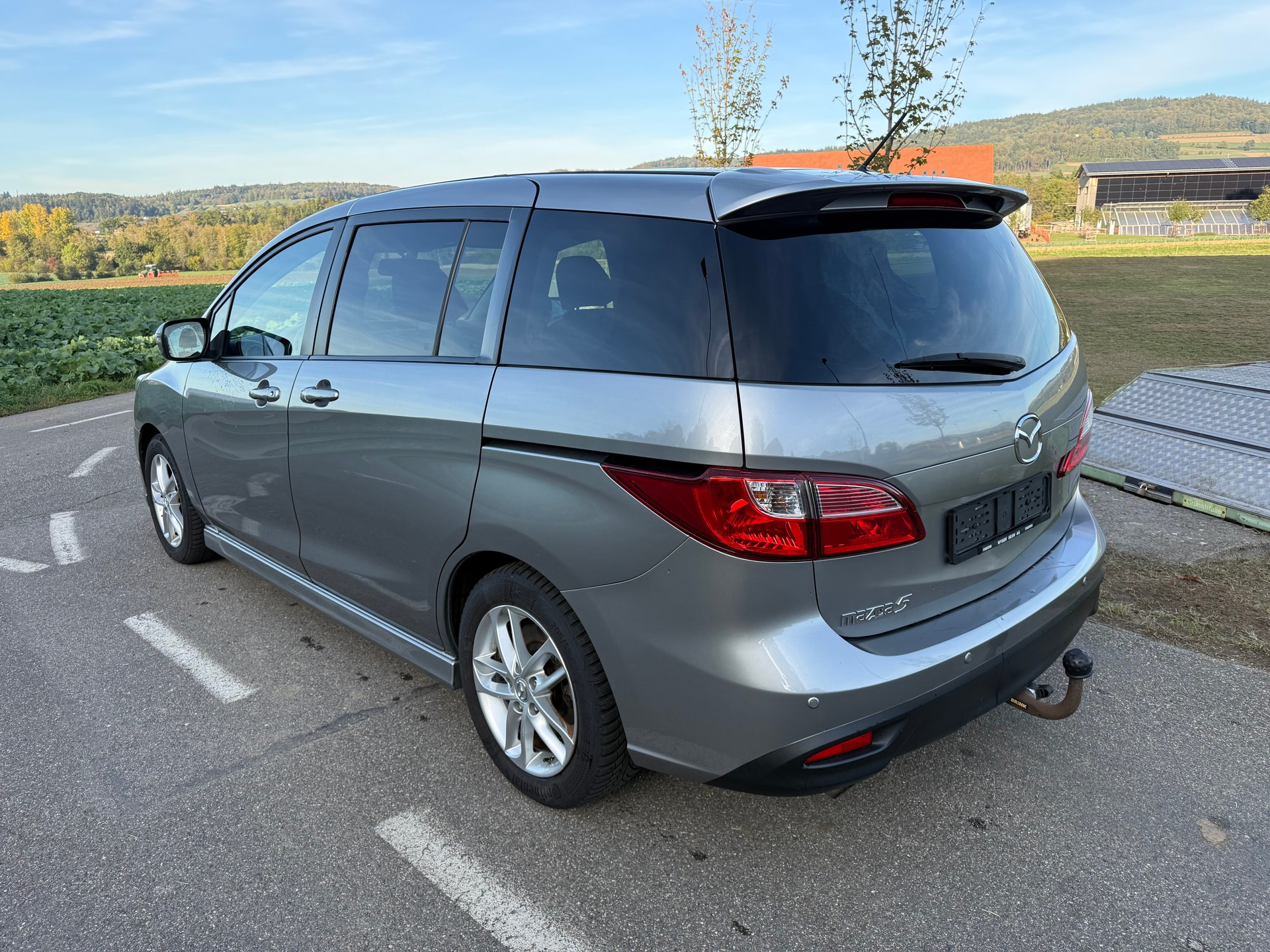 MAZDA 5 2.0 16V Voila ma Suisse Edition+-image-2