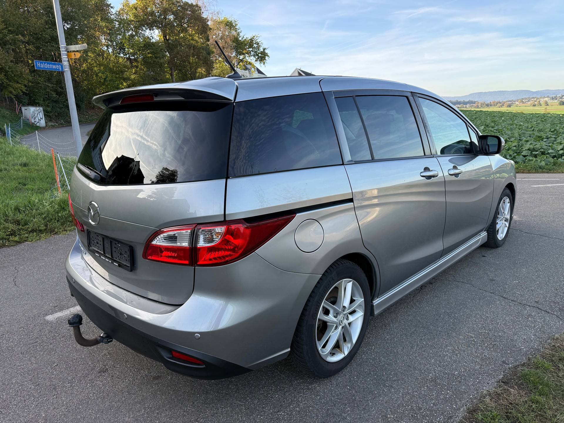MAZDA 5 2.0 16V Voila ma Suisse Edition+-image-3