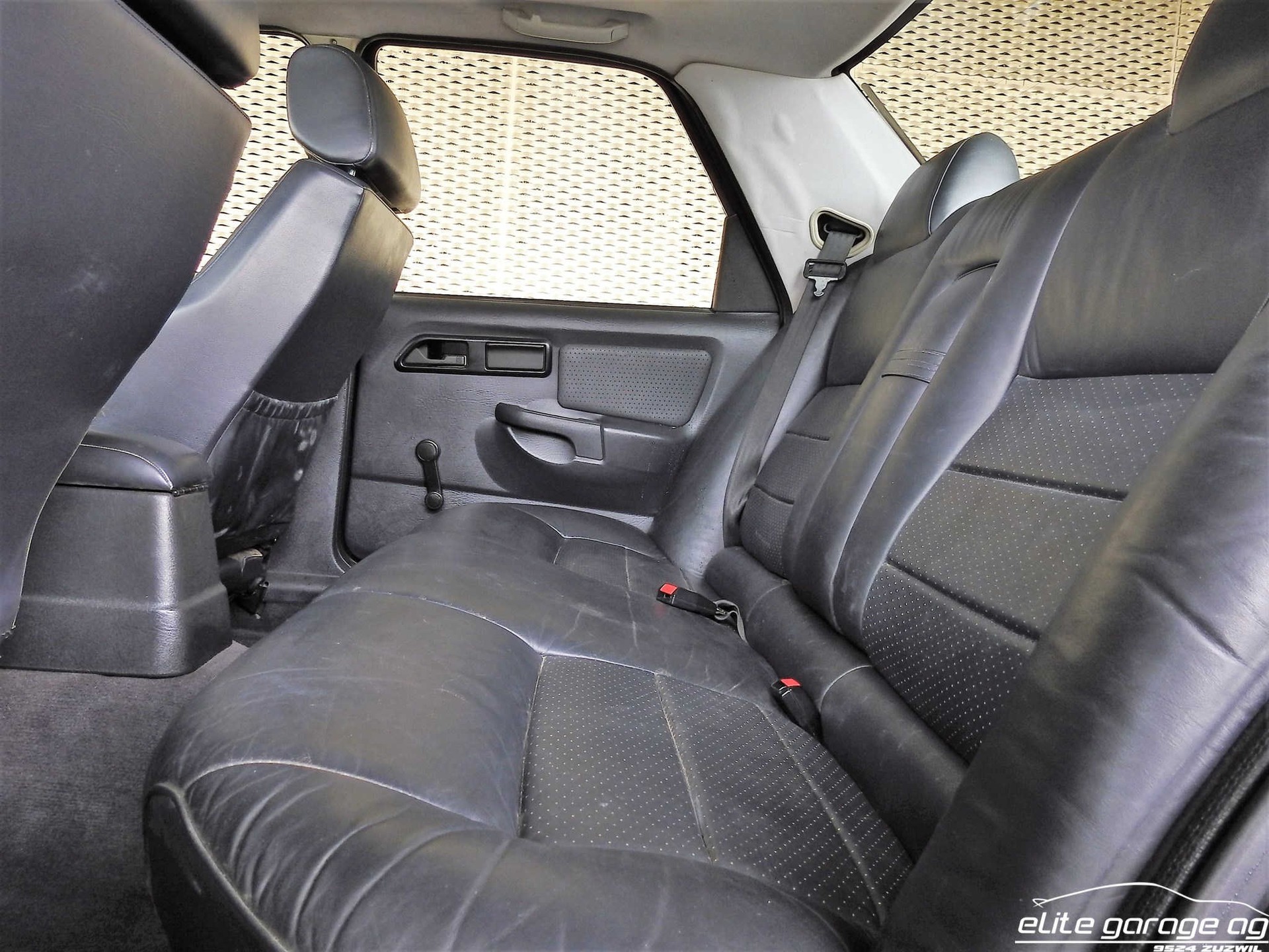 FORD Sierra 2.0i Cosworth 4x4-image-11