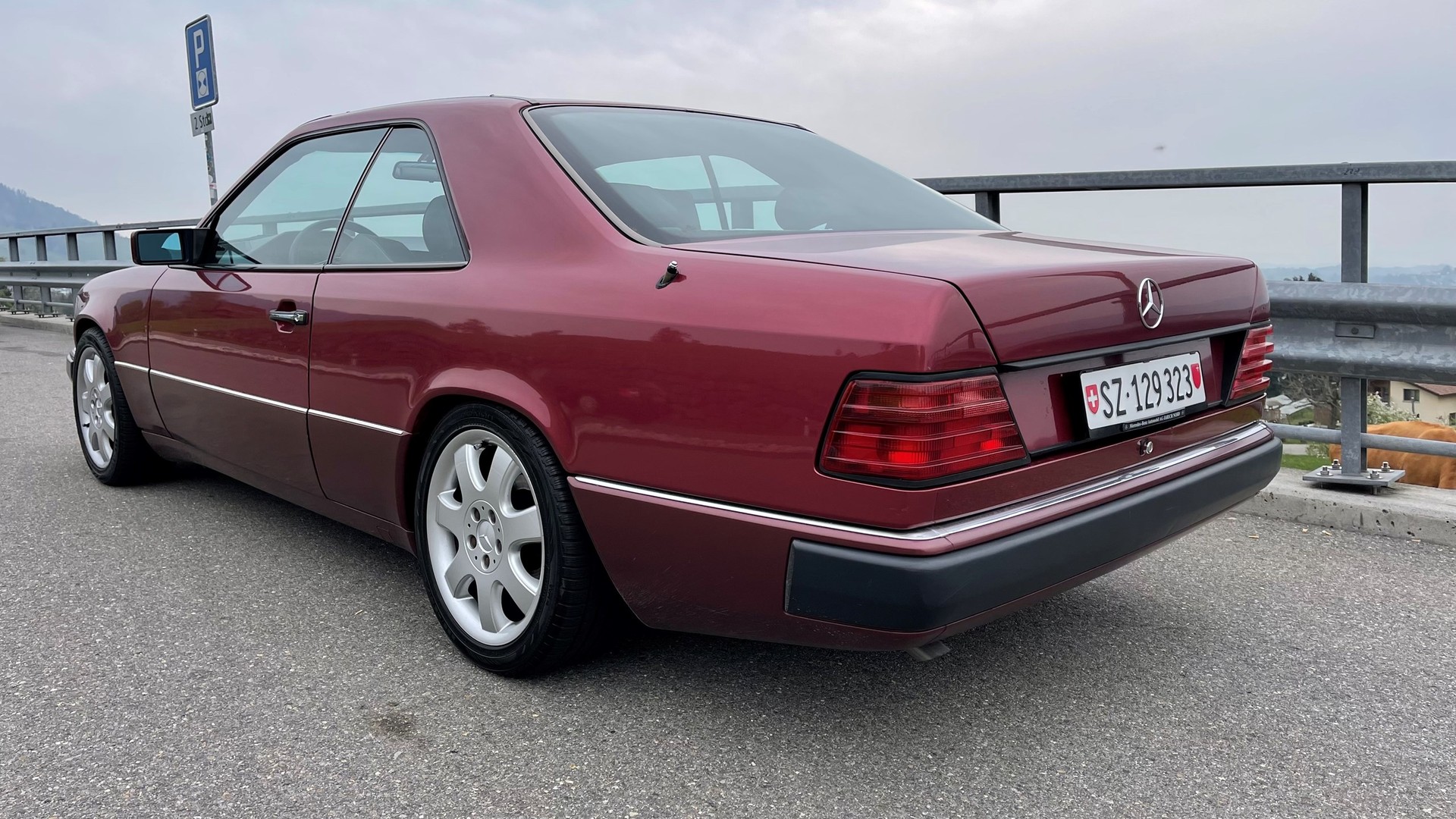 MERCEDES-BENZ 230 CE-image-4