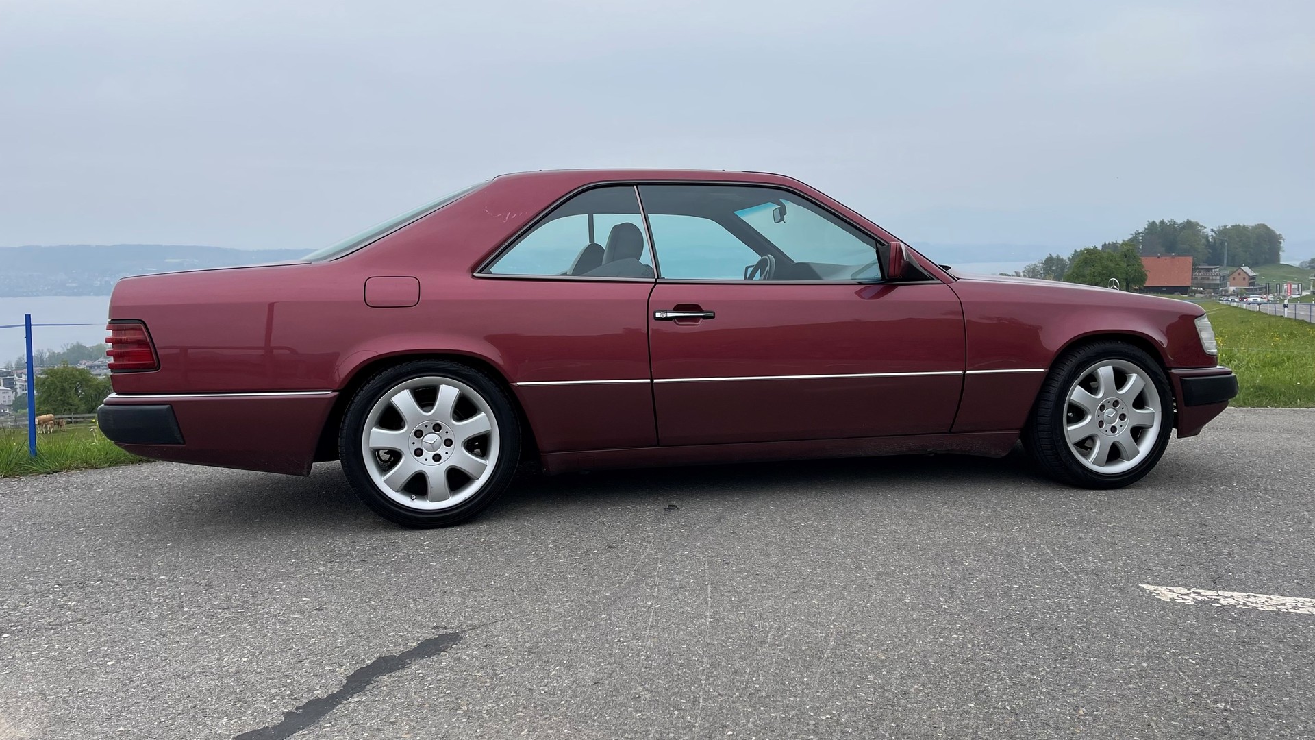 MERCEDES-BENZ 230 CE-image-2