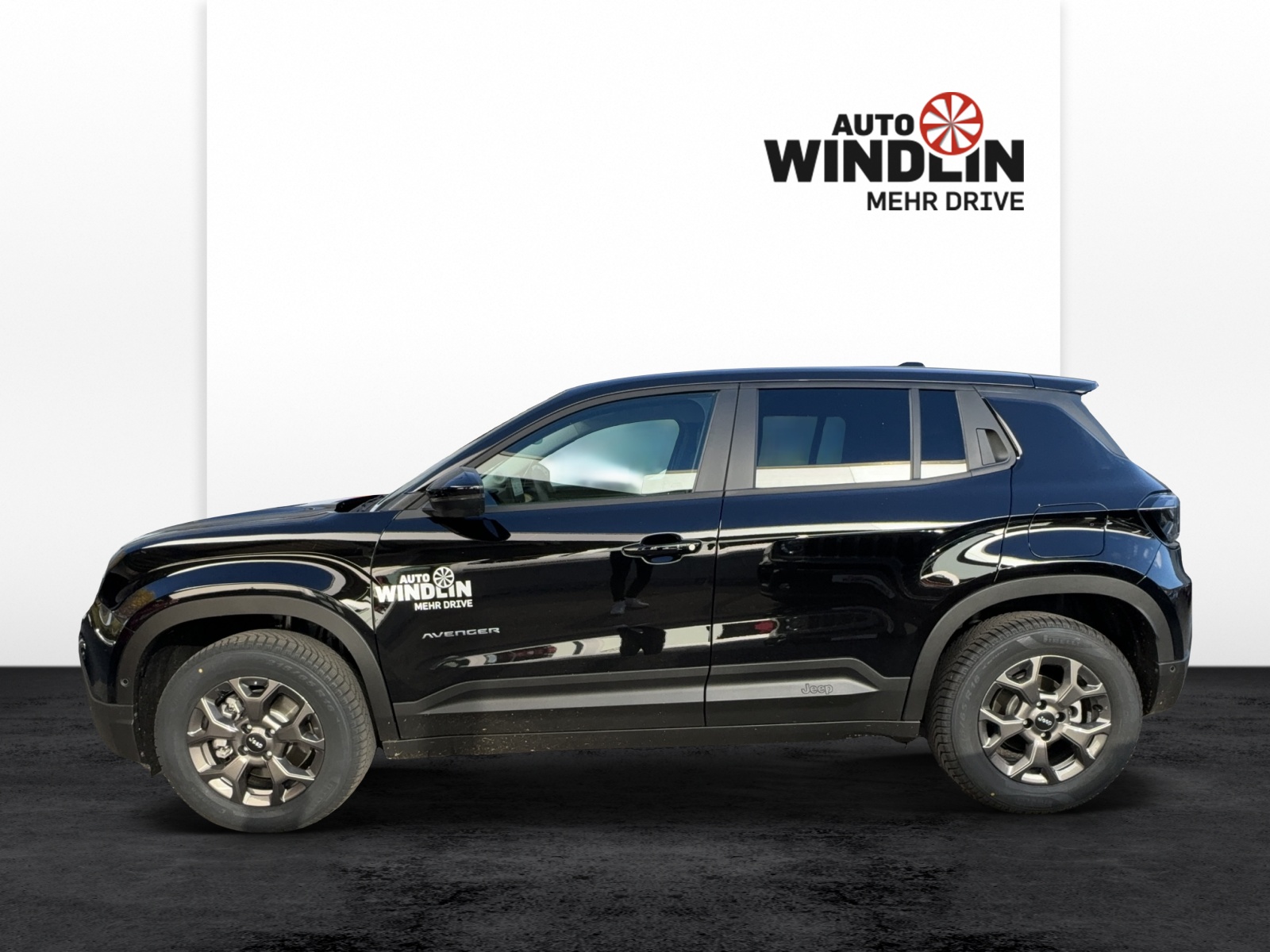 JEEP Avenger Summit 54kWh-showroom-element-2